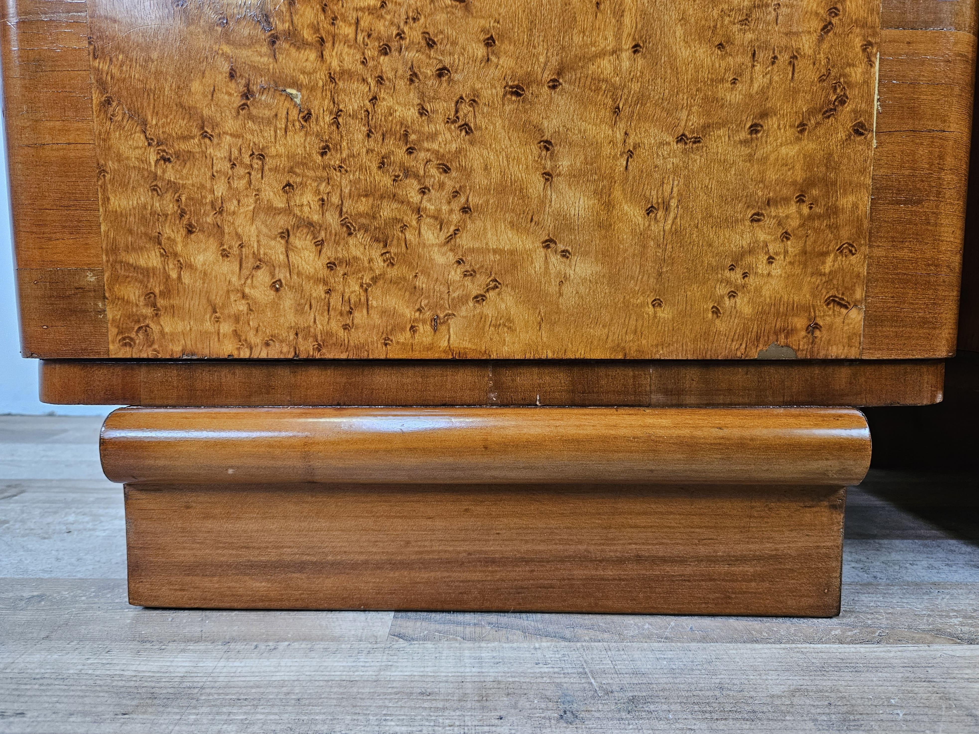 Art Deco bedside tables in tuja burl 20th century 6