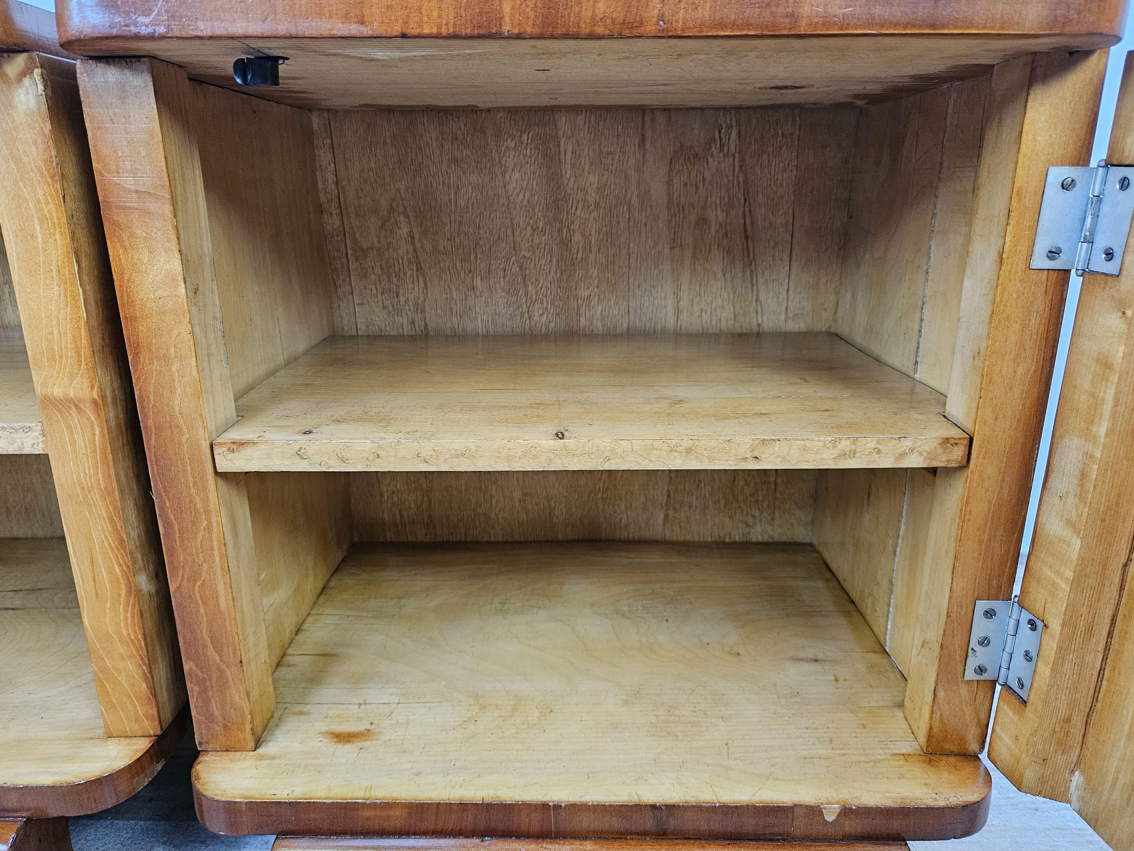 Art Deco bedside tables in tuja burl 20th century 11