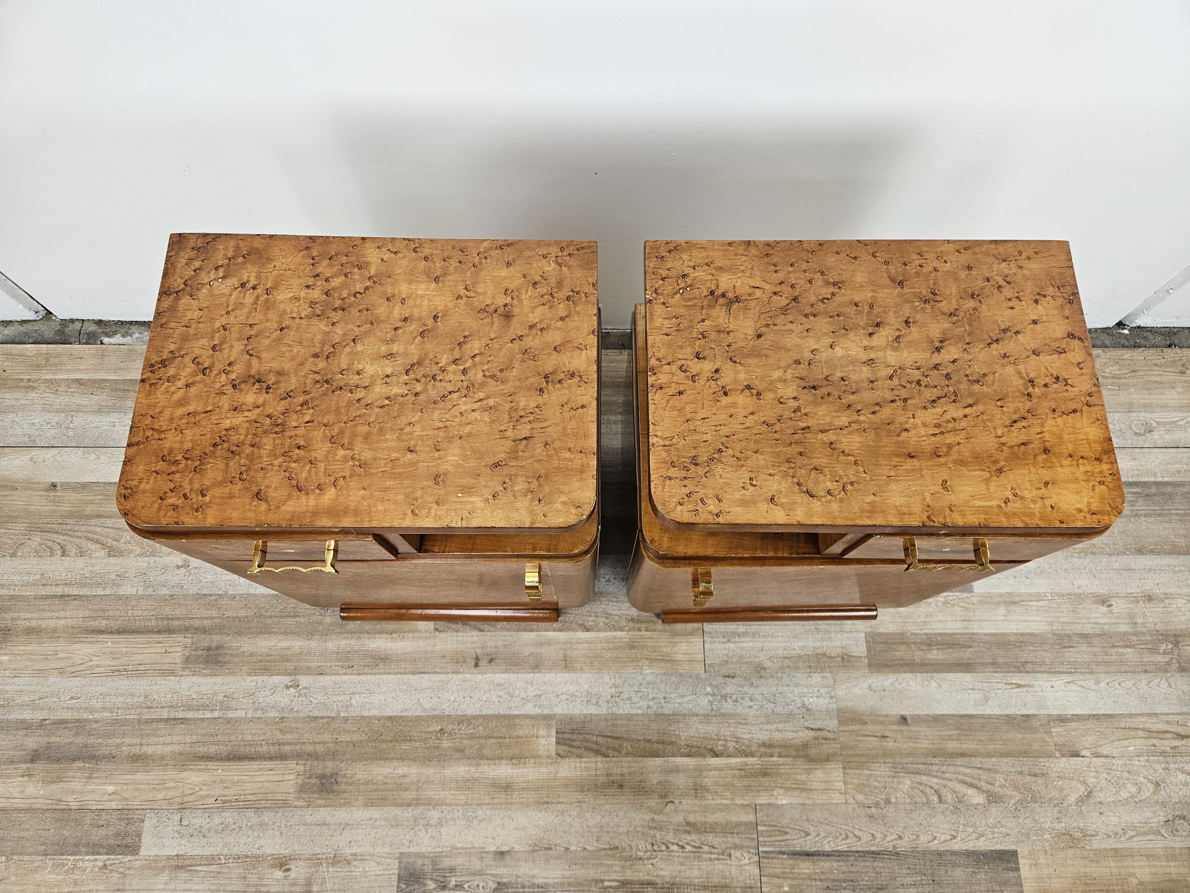 Mid-20th Century Art Deco bedside tables in tuja burl 20th century