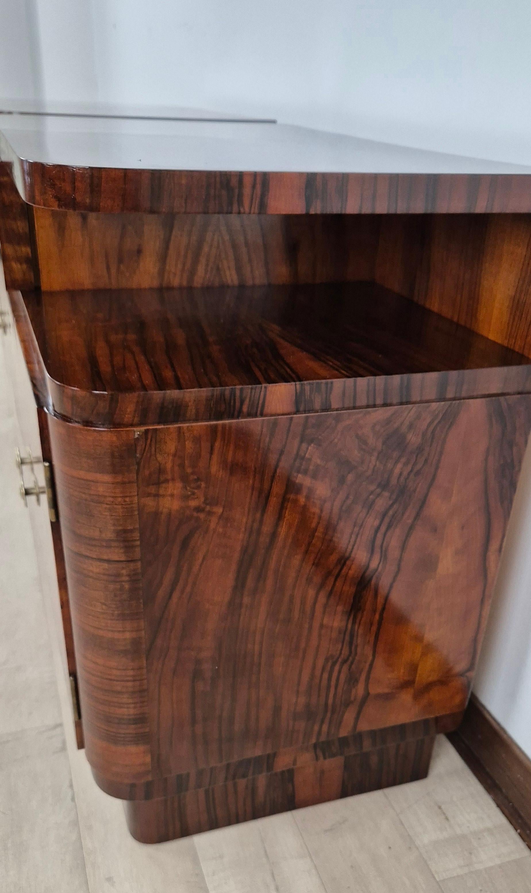 Italian Comodini Art Déco Veneziani 