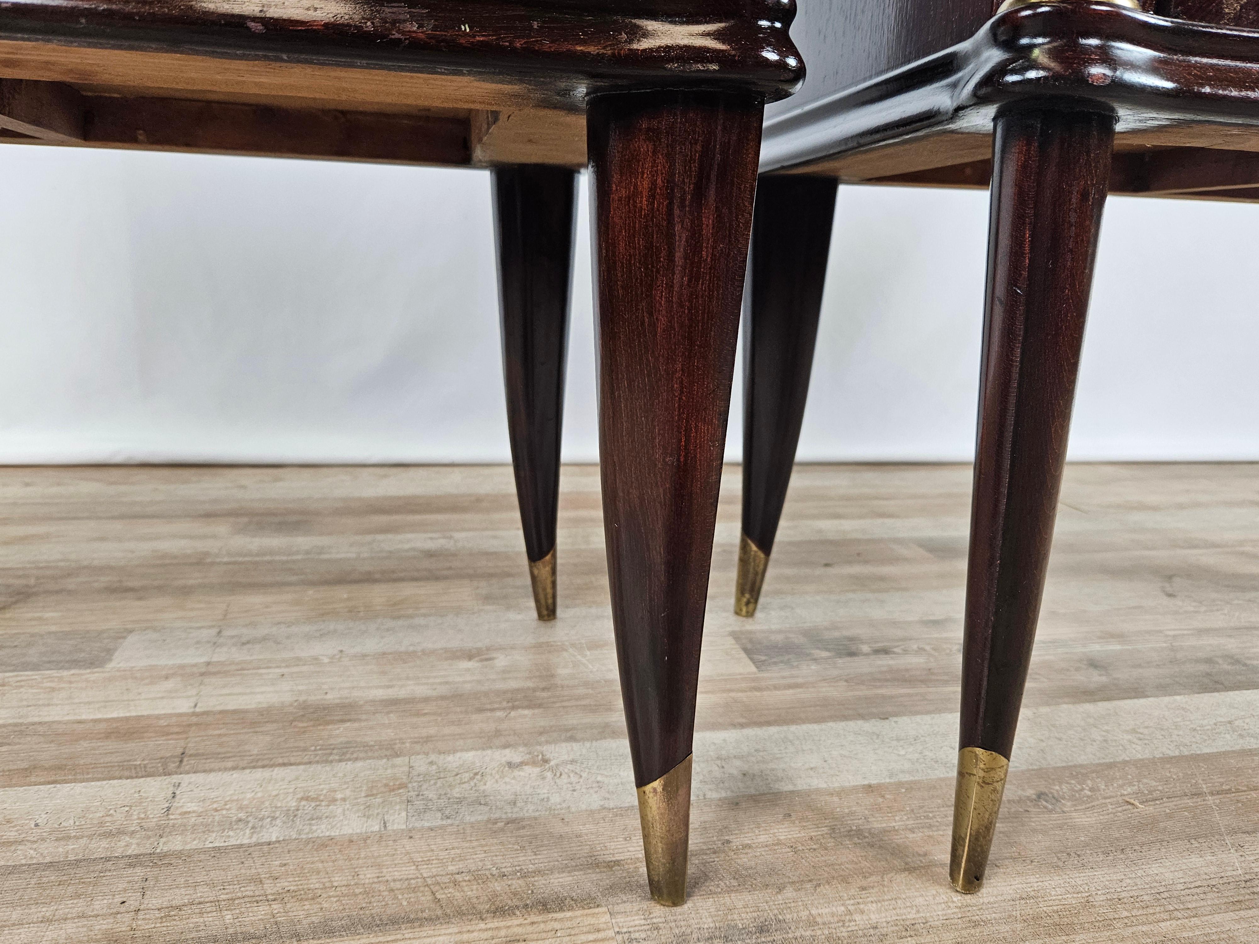 Mahogany and rosewood bedside tables with glass top 1950s For Sale 9