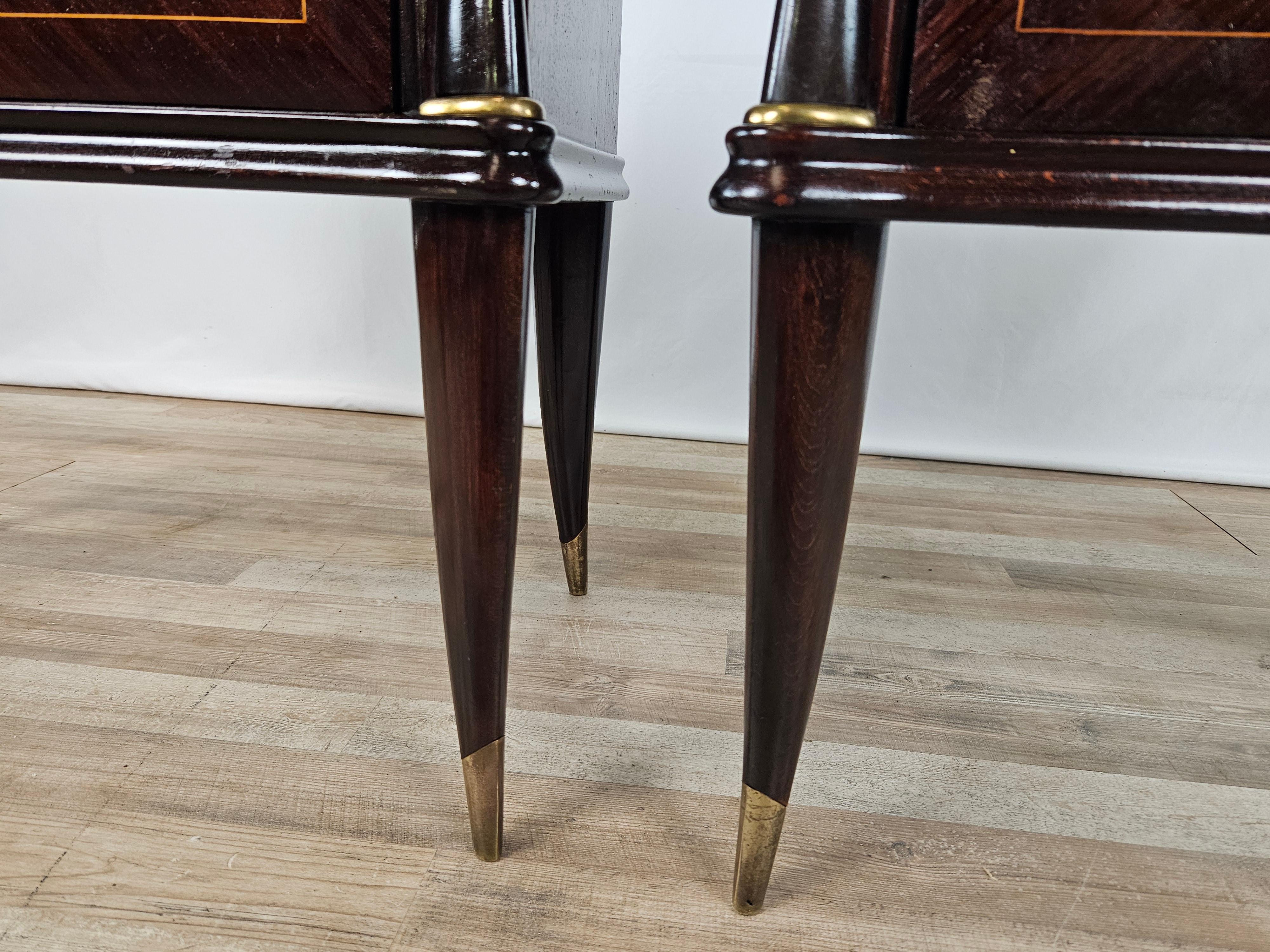 Mahogany and rosewood bedside tables with glass top 1950s For Sale 10