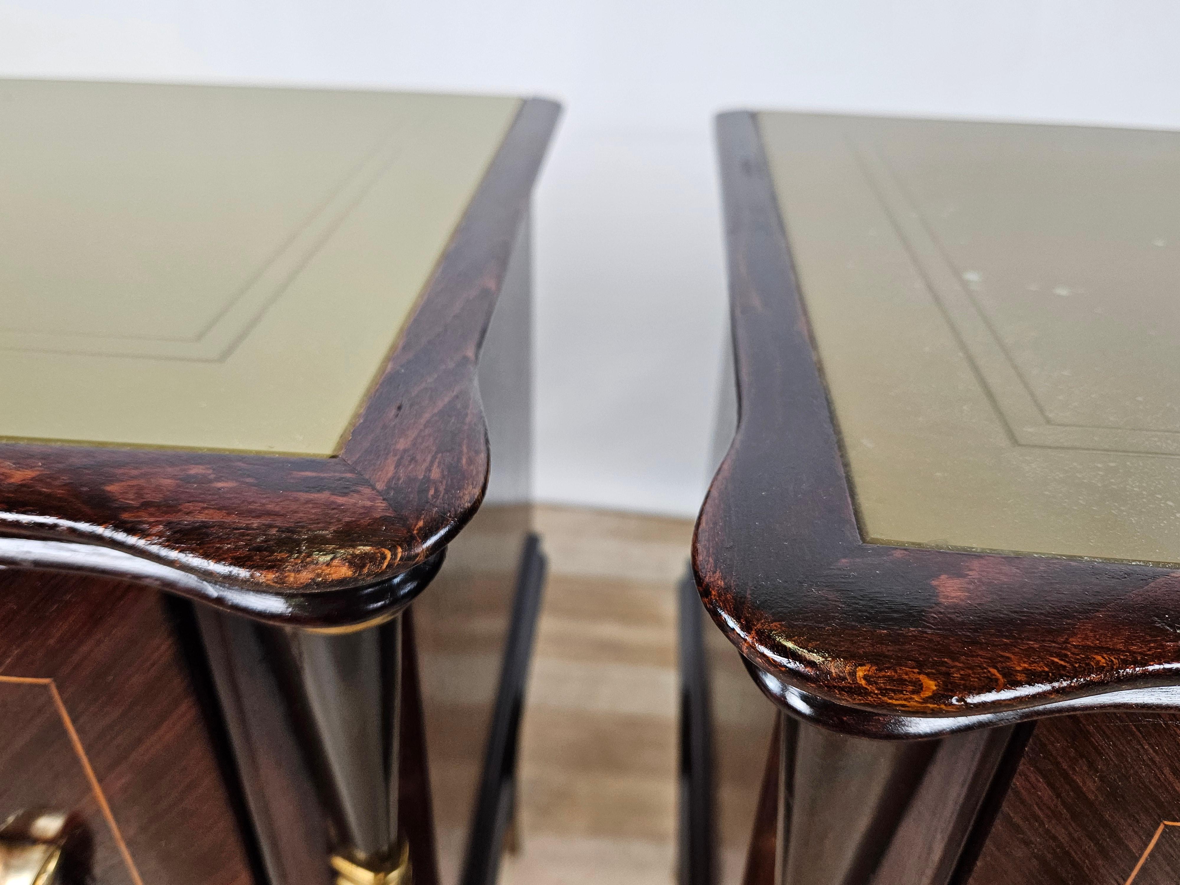 Mahogany and rosewood bedside tables with glass top 1950s For Sale 1