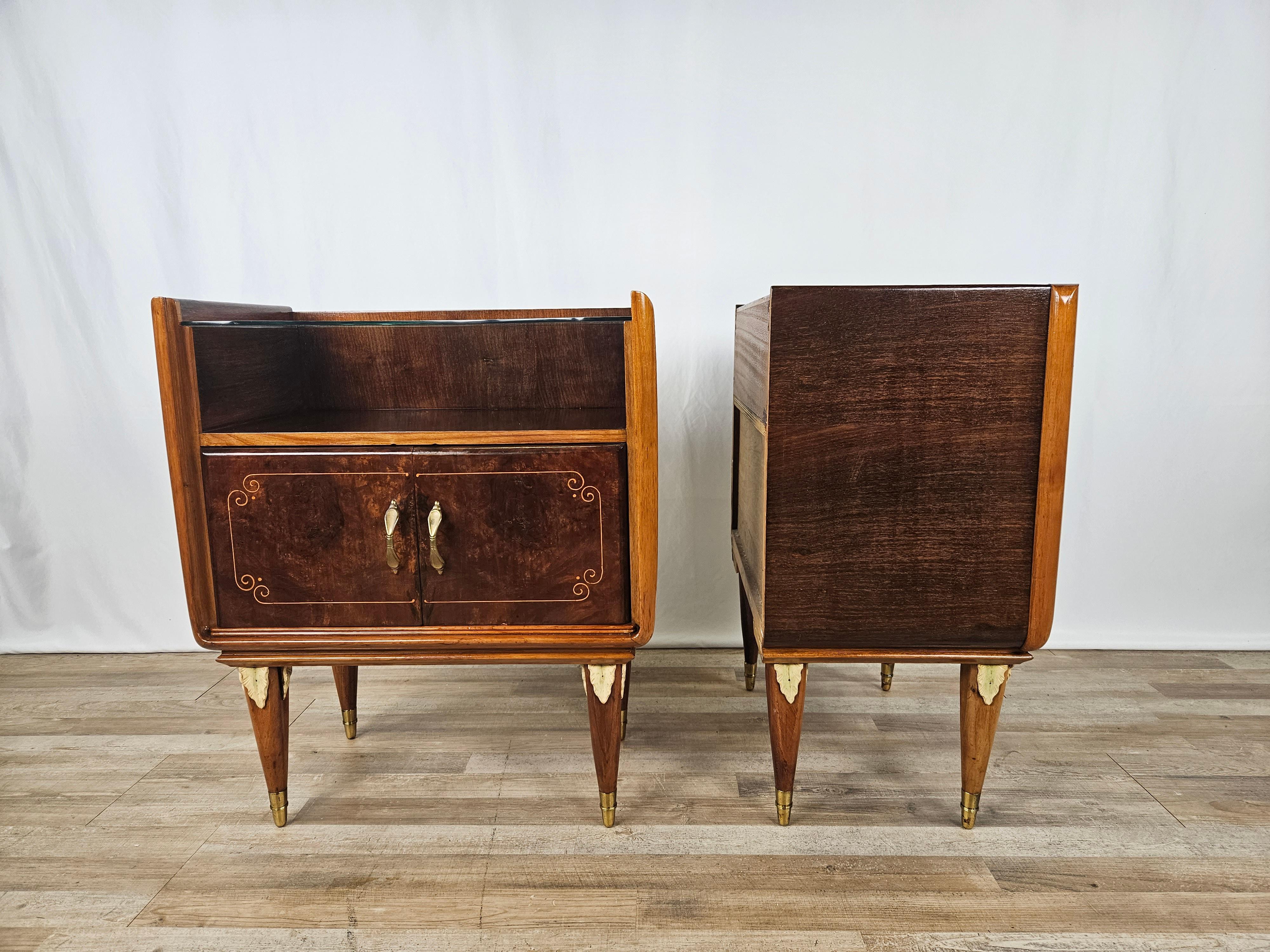 Mid-Century Modern Walnut and maple bedside tables with glass top For Sale