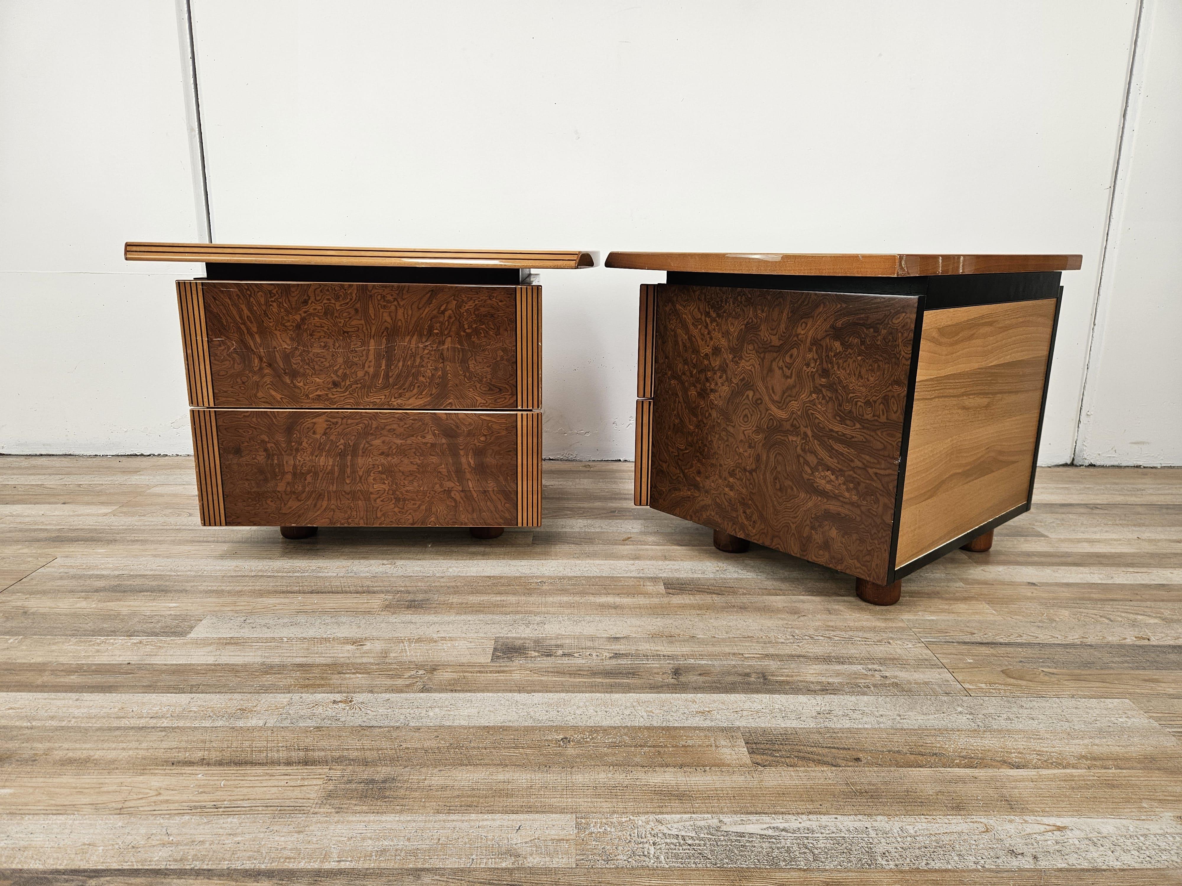 Comodini in noce stile Artona 'Afra e Tobia Scarpa' Italian en venta