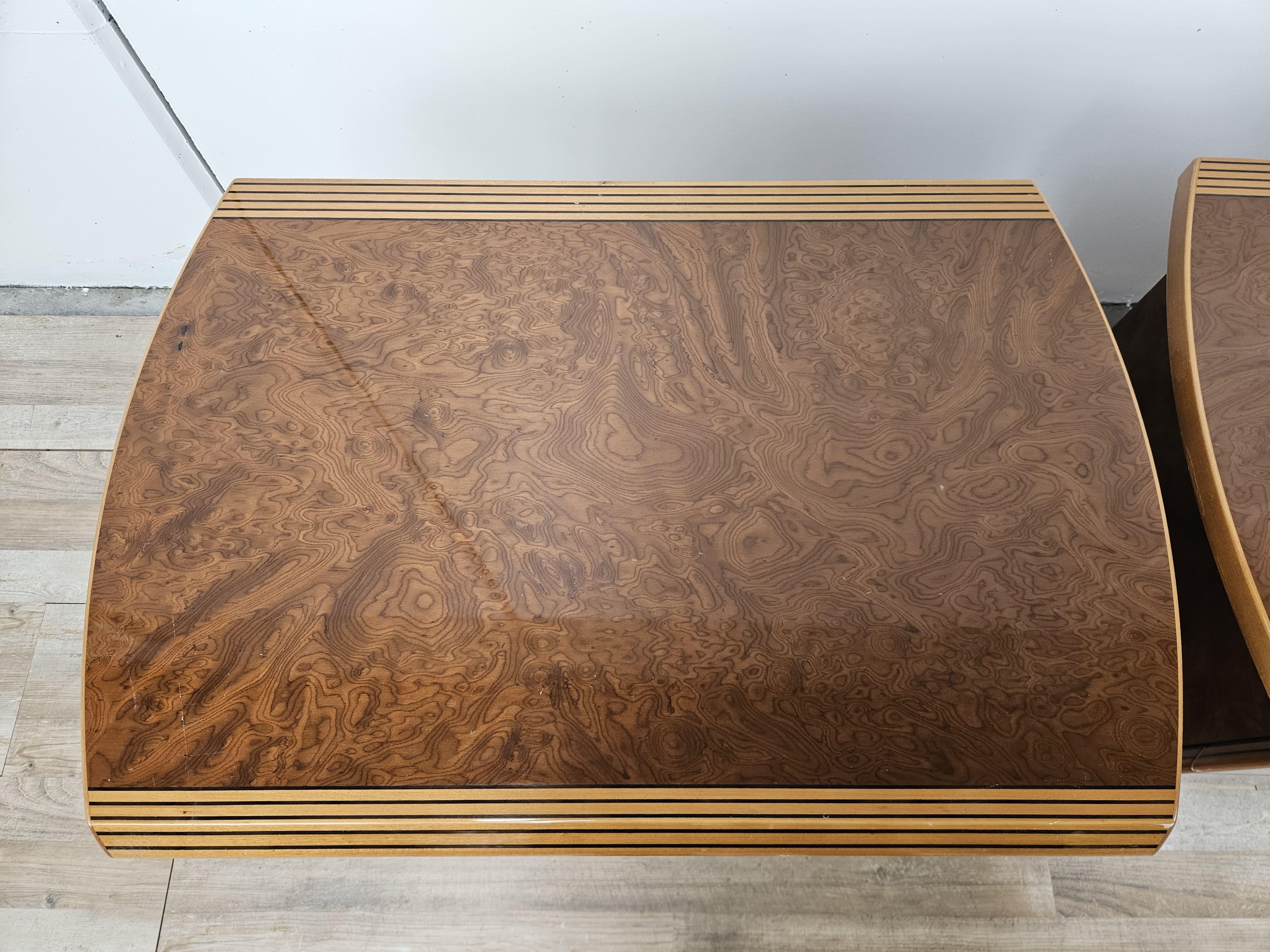 Comodini in noce stile Artona 'Afra e Tobia Scarpa' Late 20th Century en venta