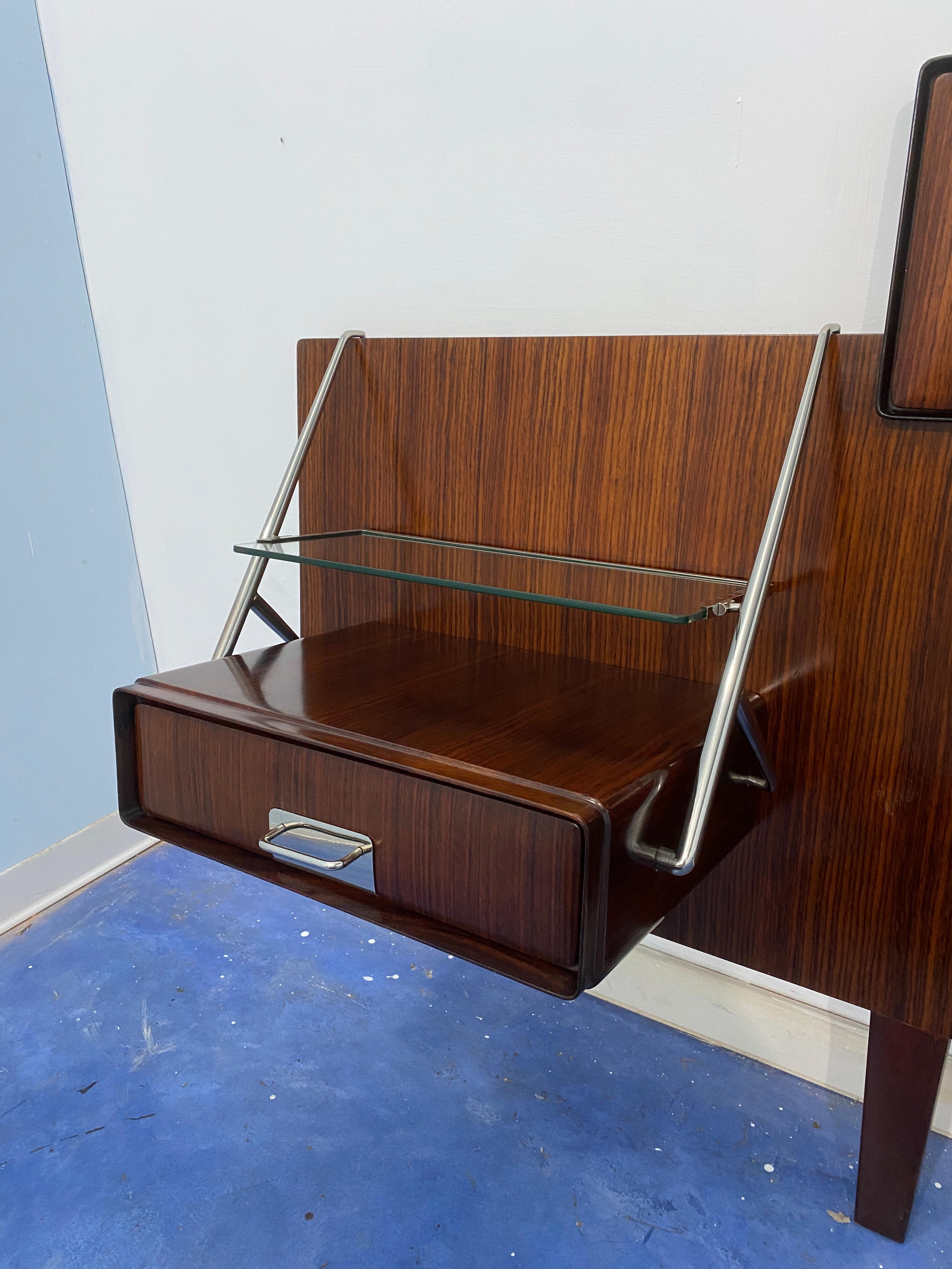 Italian nightstands from the 1950s with headboard bed designed by Silvio Cavatorta In Good Condition In Traversetolo, IT