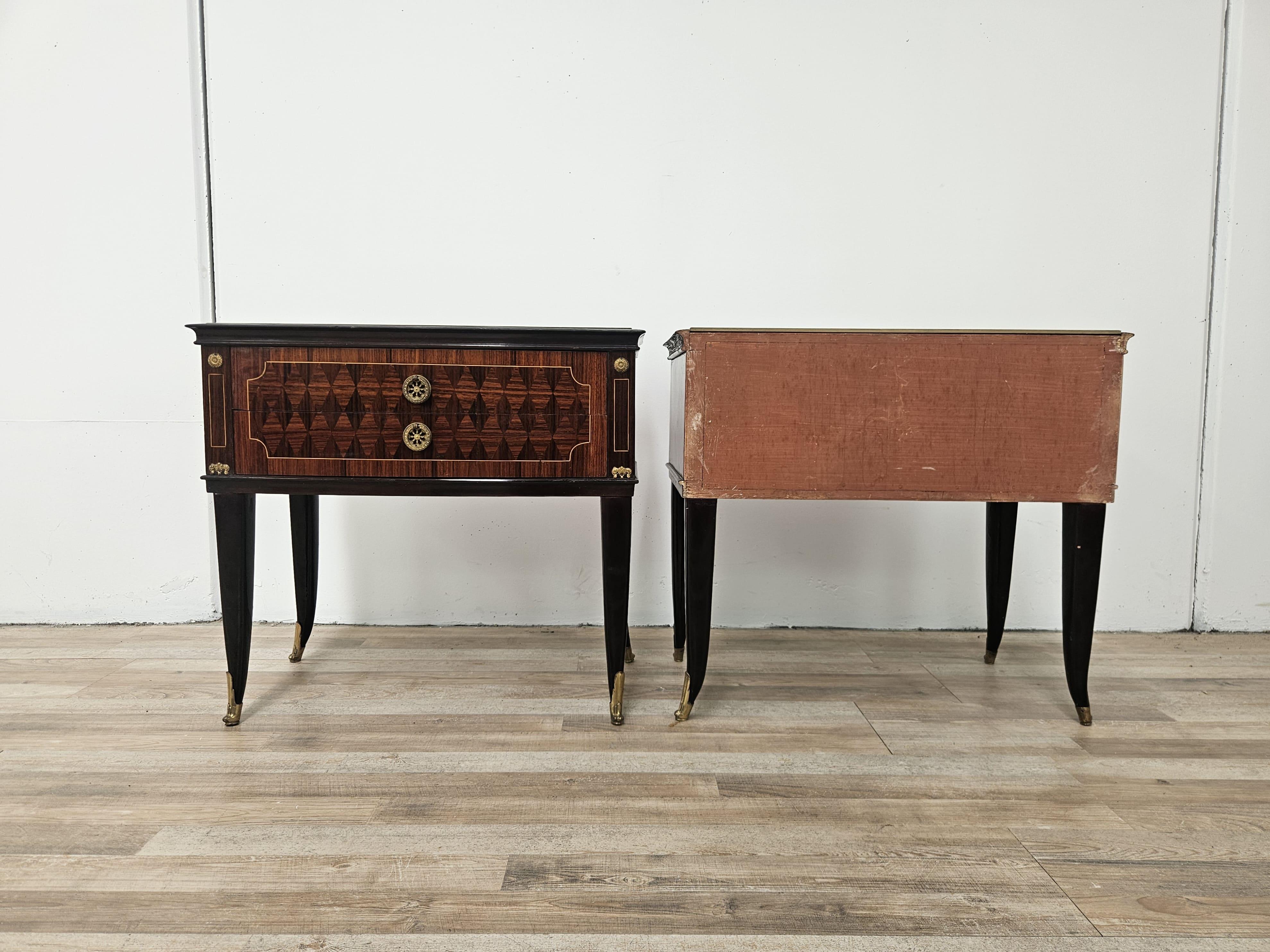 Empire Italian mahogany and worked glass bedside tables with brass friezes, 1950s For Sale