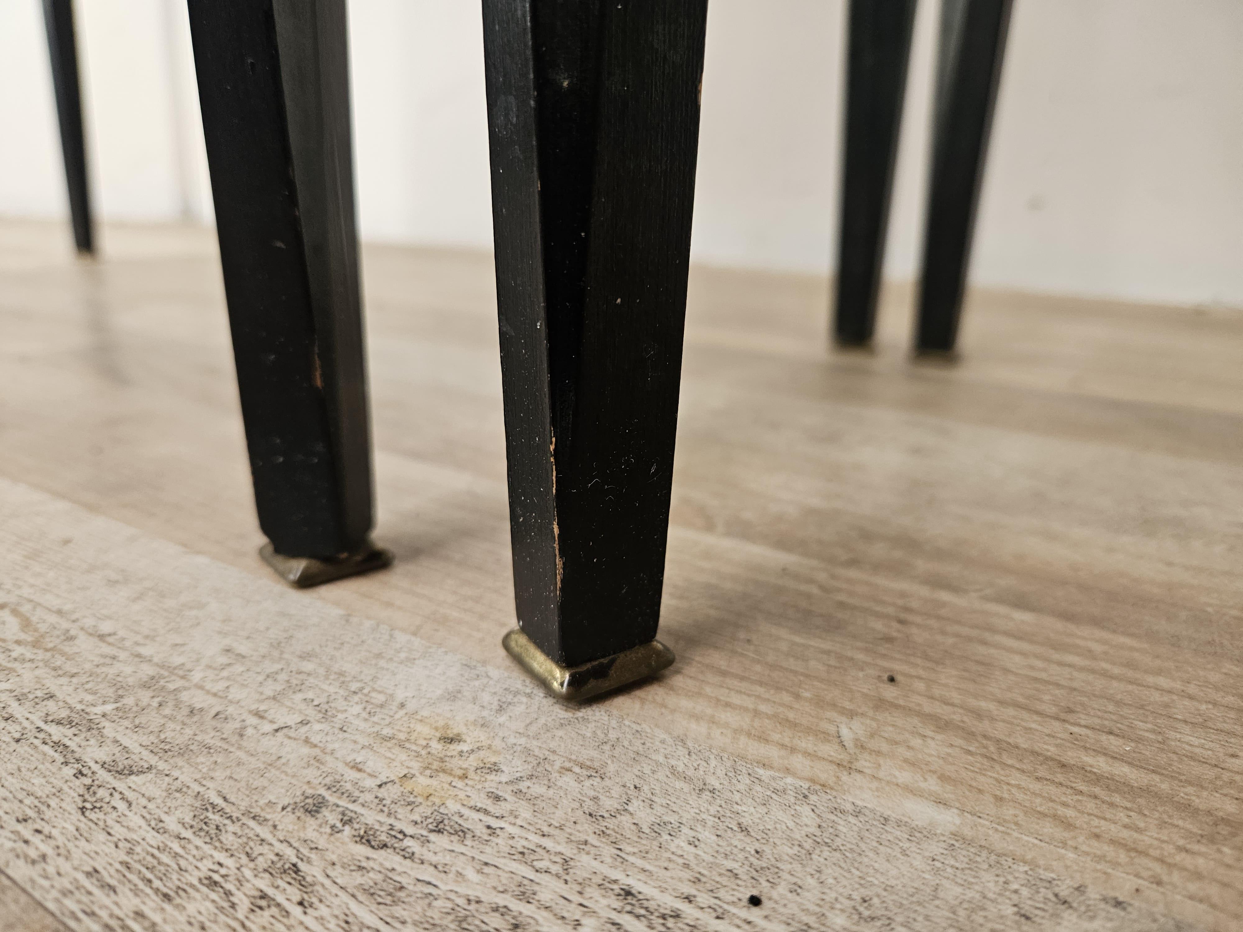 Comodini Mid Century anni '60 con piano specchiato en vente 9