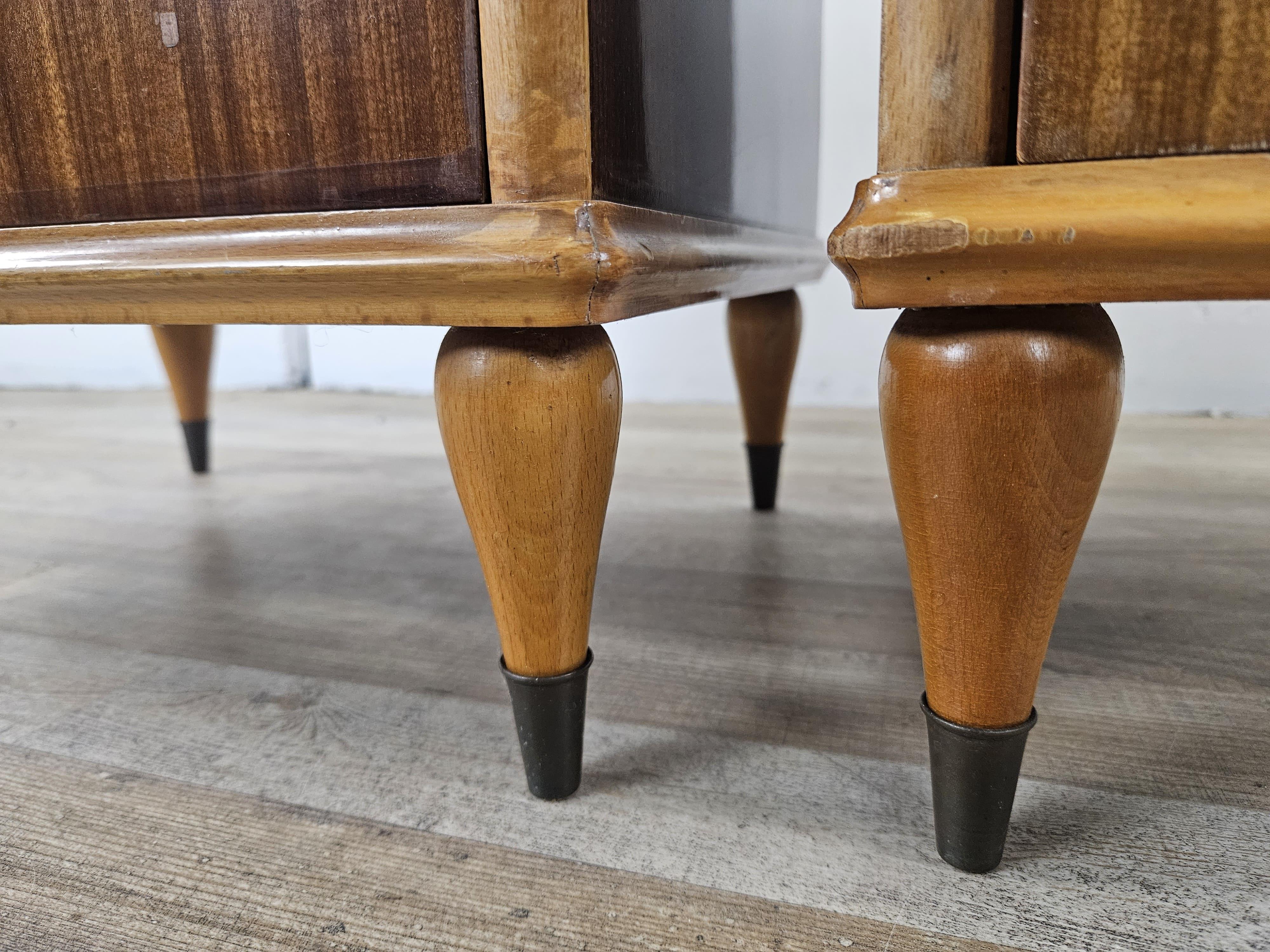 Tables de chevet Mid Century en bois et érable avec miroirs en vente 9