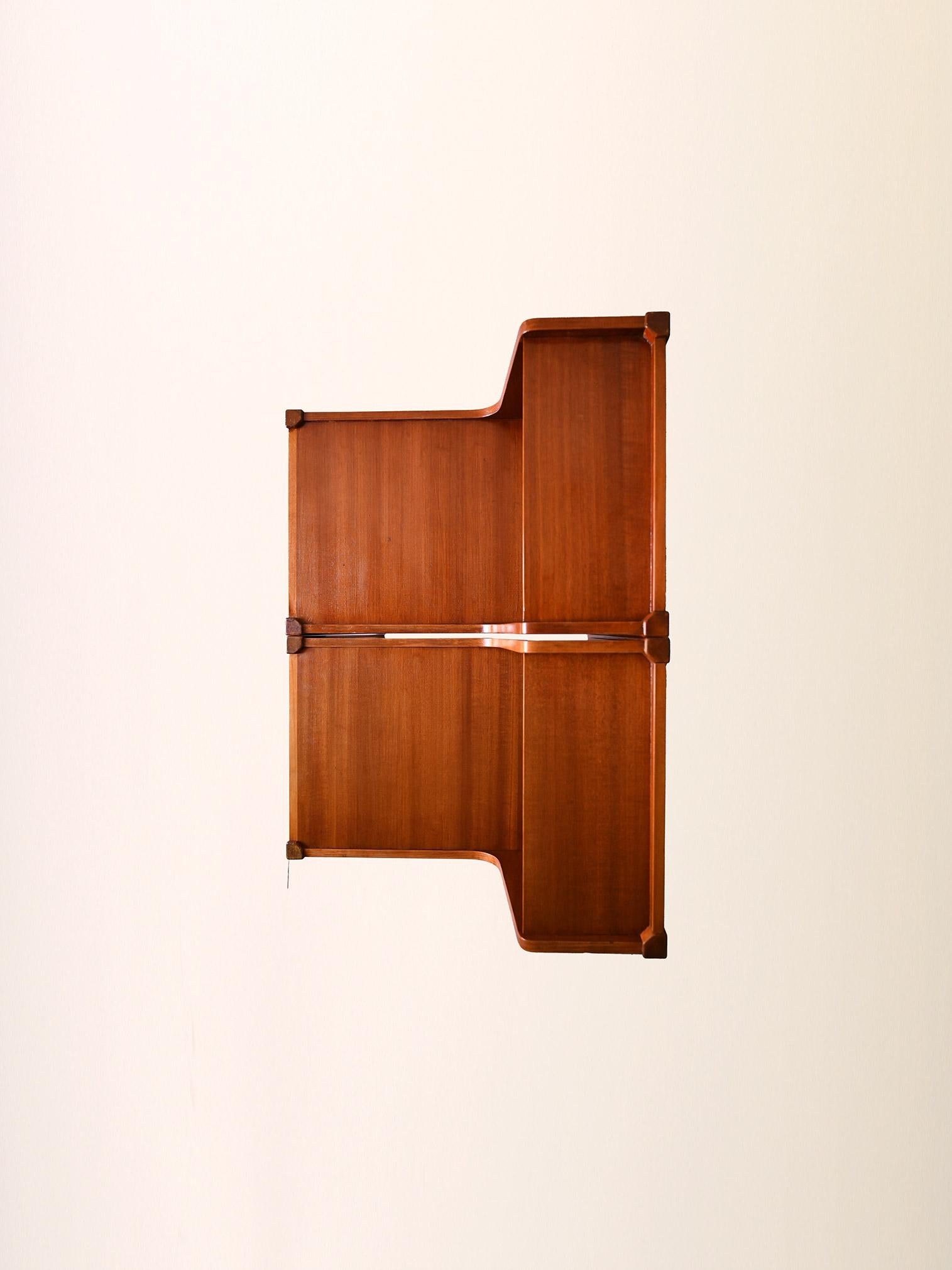 Comodini scandinavi anni '60 con piano doppio in vendita 1
