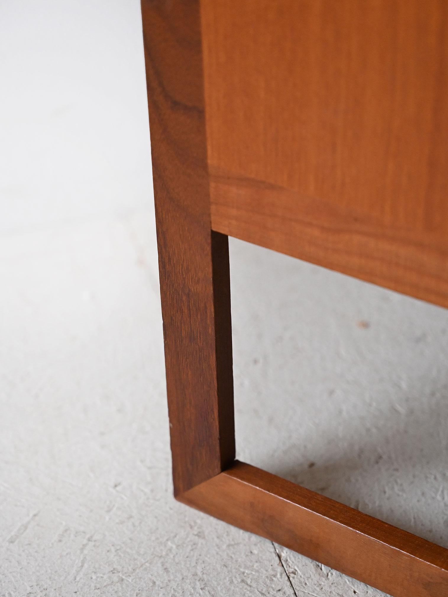 Scandinavian nightstands with open compartment 6