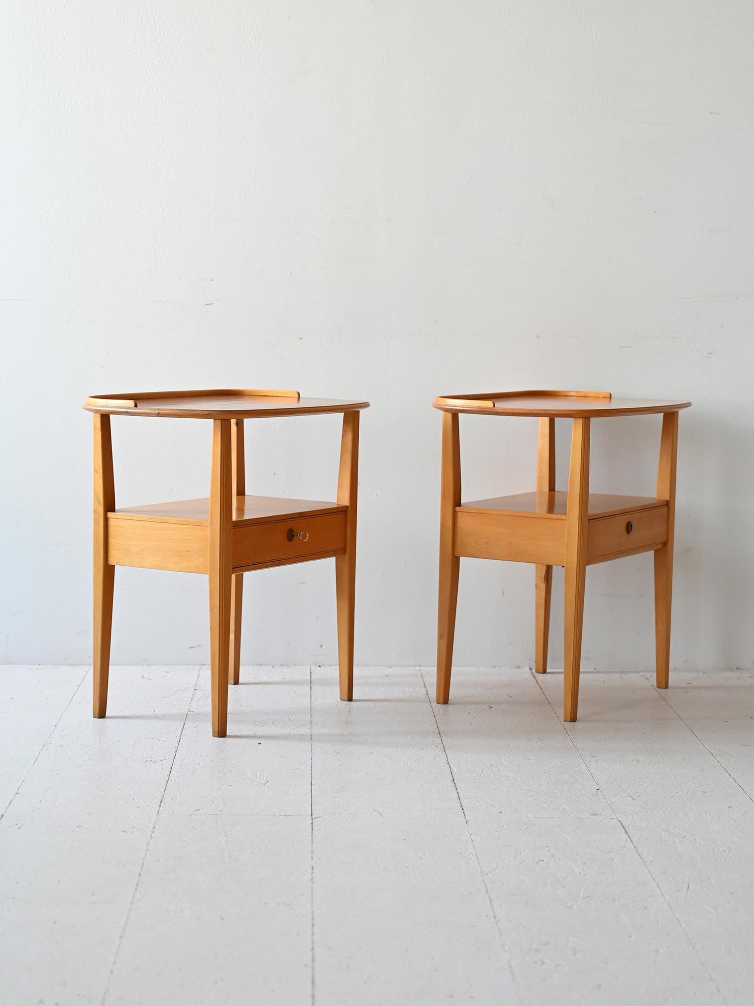 Scandinavian Modern Comodini vintage in betulla