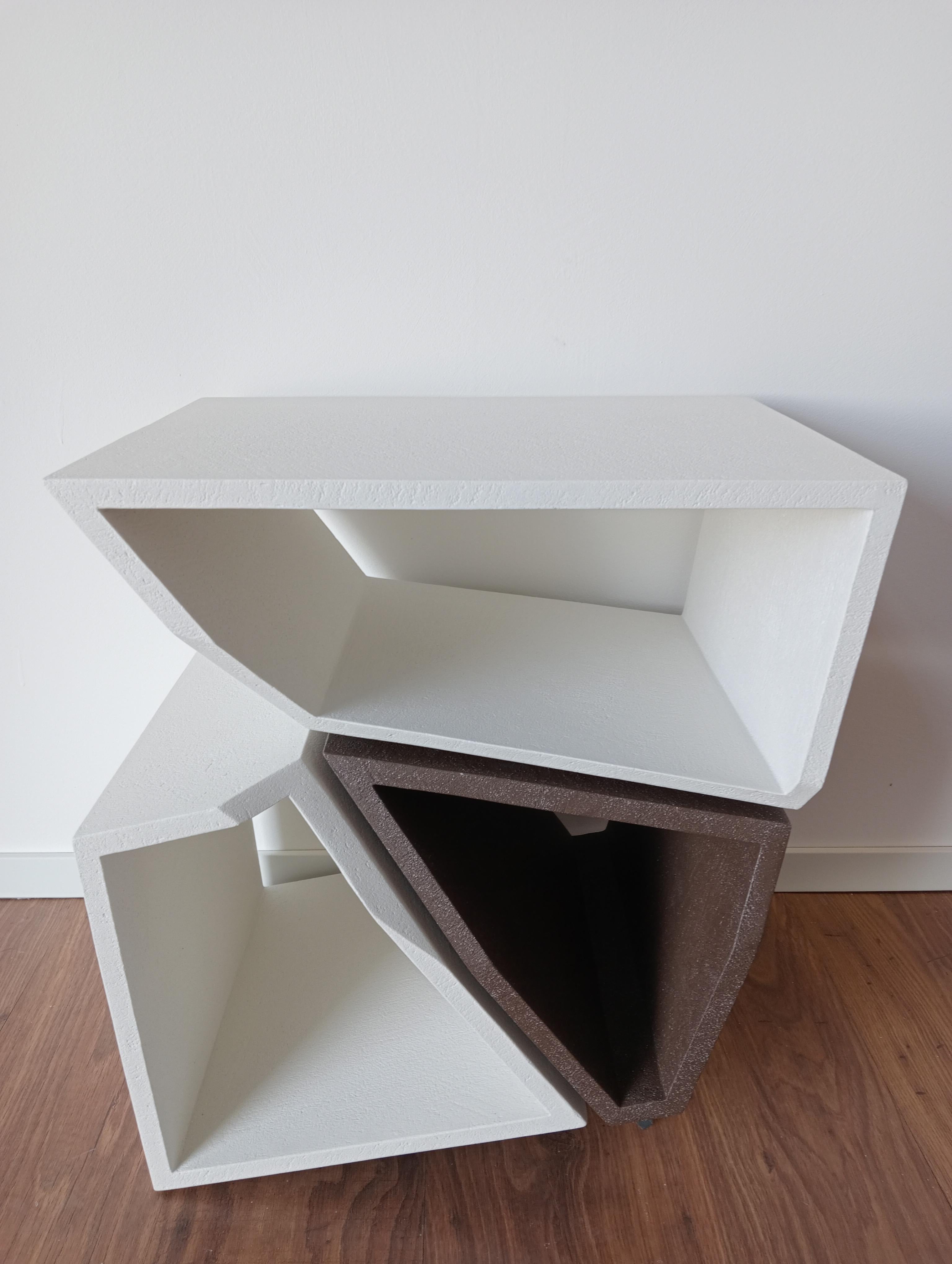 Comodino Alma Design Italiano Moderno Fatto a mano Legno e Resina Scultura in vendita 7