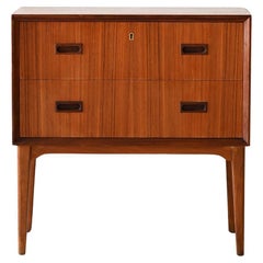 Comodino anni '50 in teak con cassetti