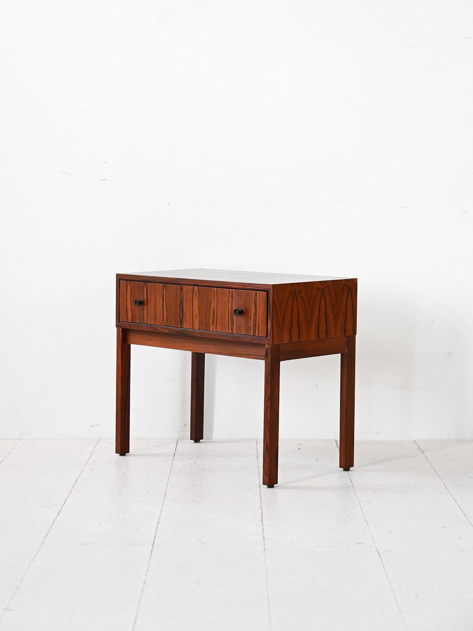 Swedish Comodino anni '60 in palissandro