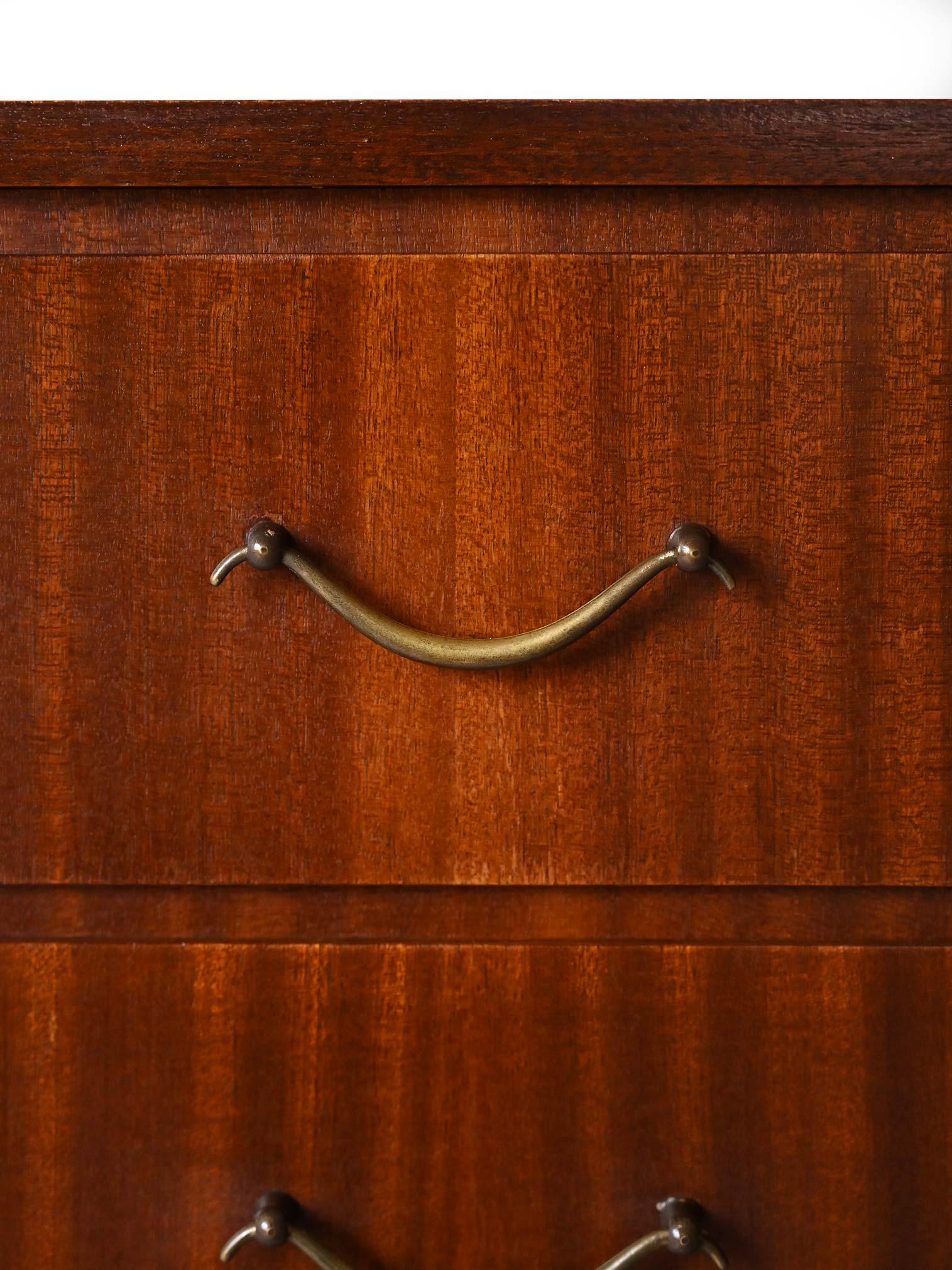 Teak bedside table and black details In Good Condition For Sale In Brescia, IT