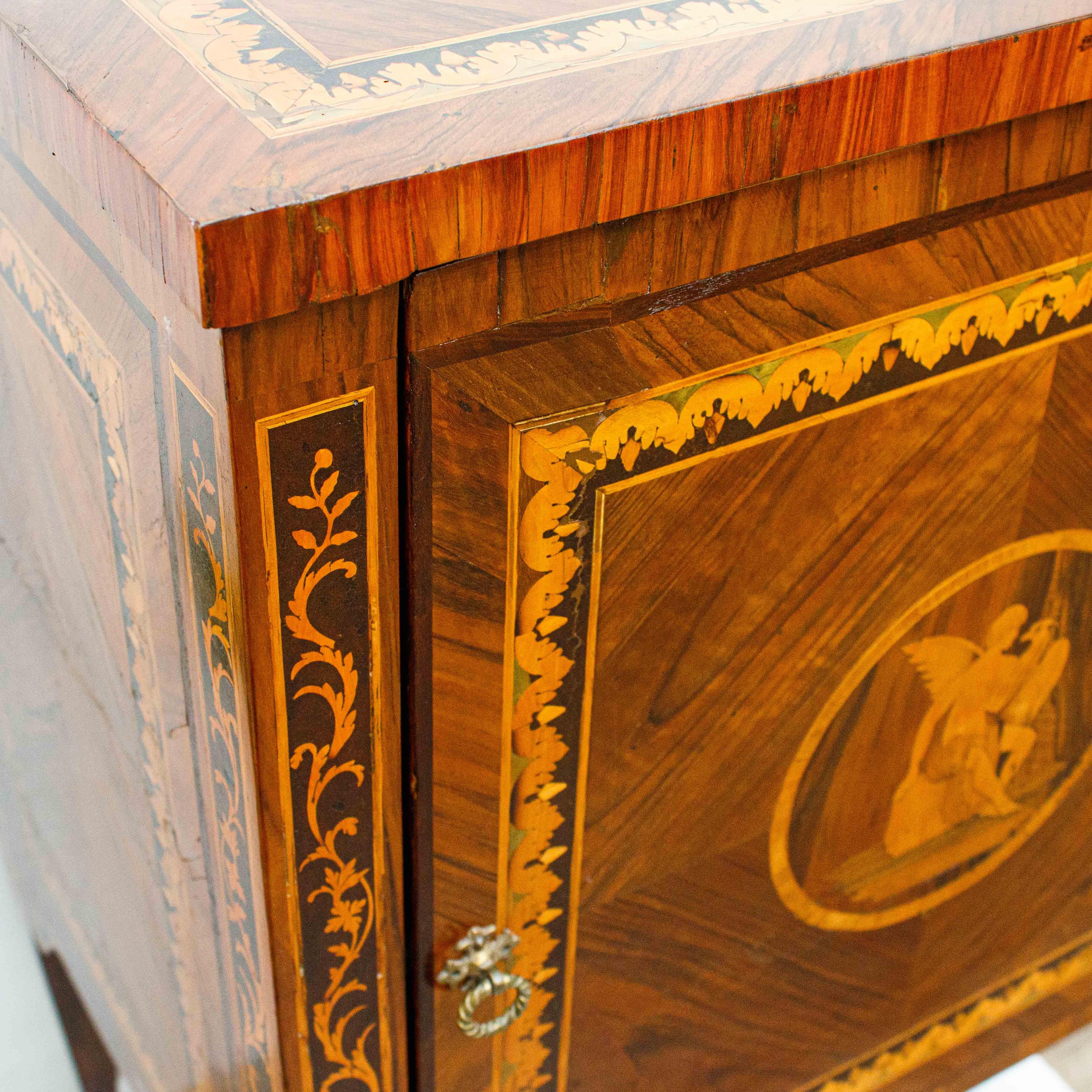Louis XVI Nachttisch  (Holz)