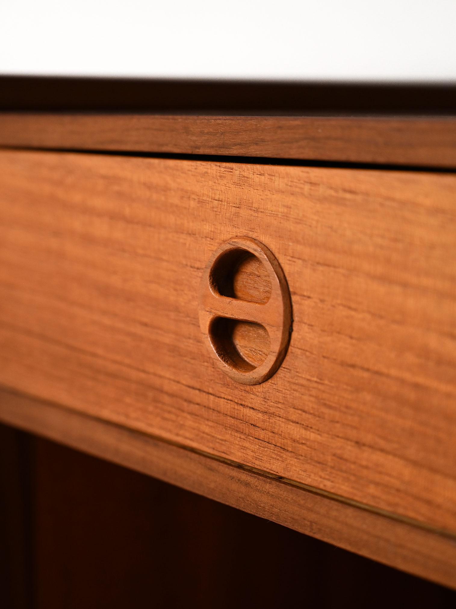 Mid-20th Century Table de chevet 