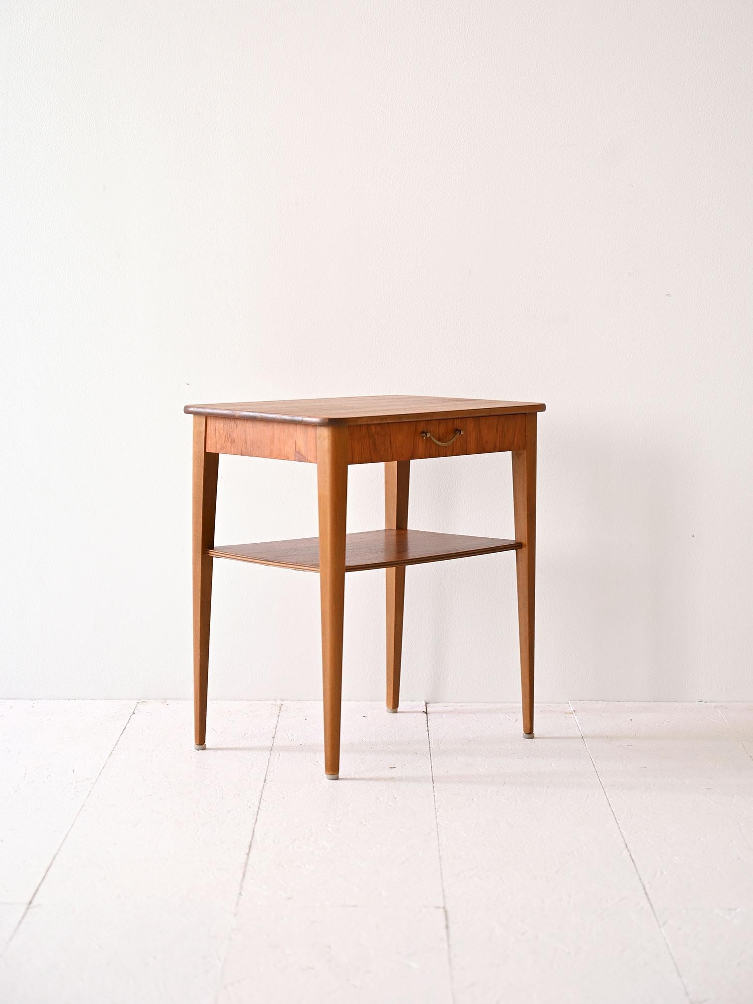 Scandinavo moderno Comodino retrò in teak