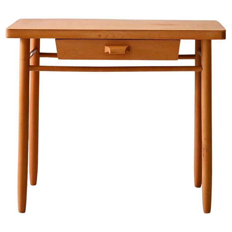 Comodino scandinavo anni ’60 in legno di faggio
