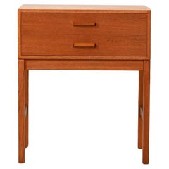 Table de chevet scandinave en teck des années 1960