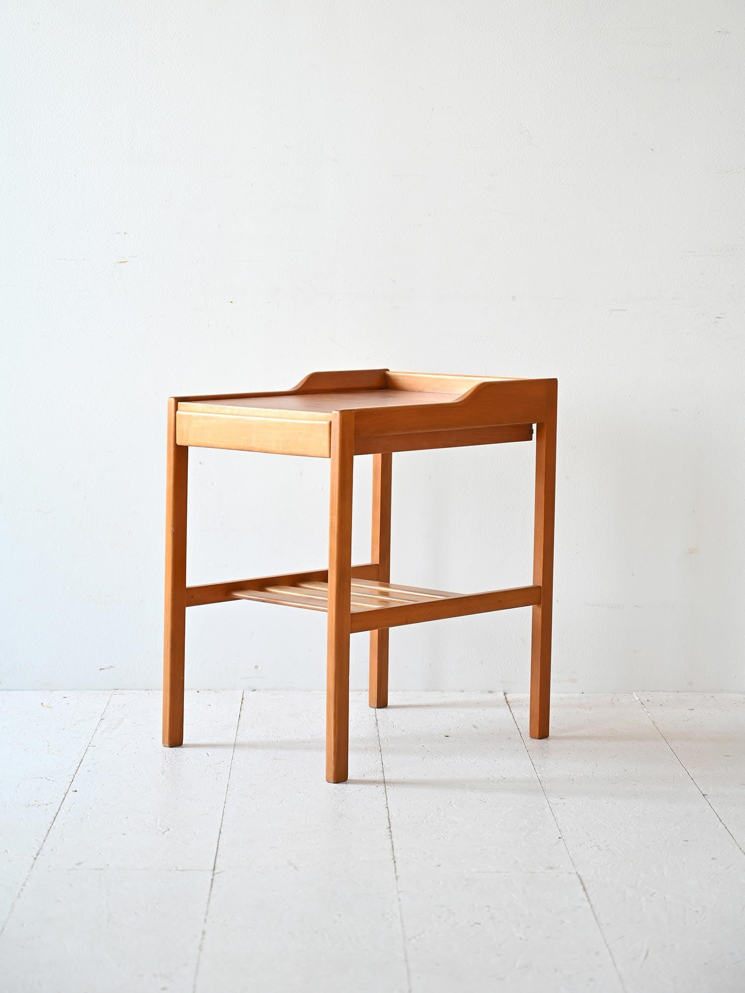 Scandinavian Table de chevet scandinave en teck en vente