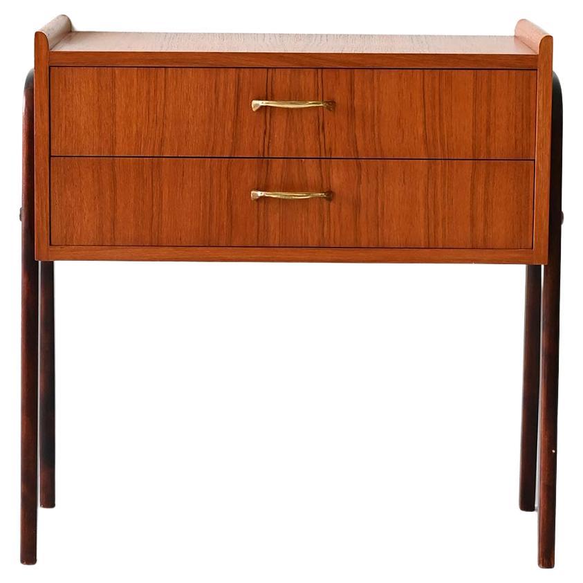 Comodino scandinavo vintage anni ’50 in teak en vente