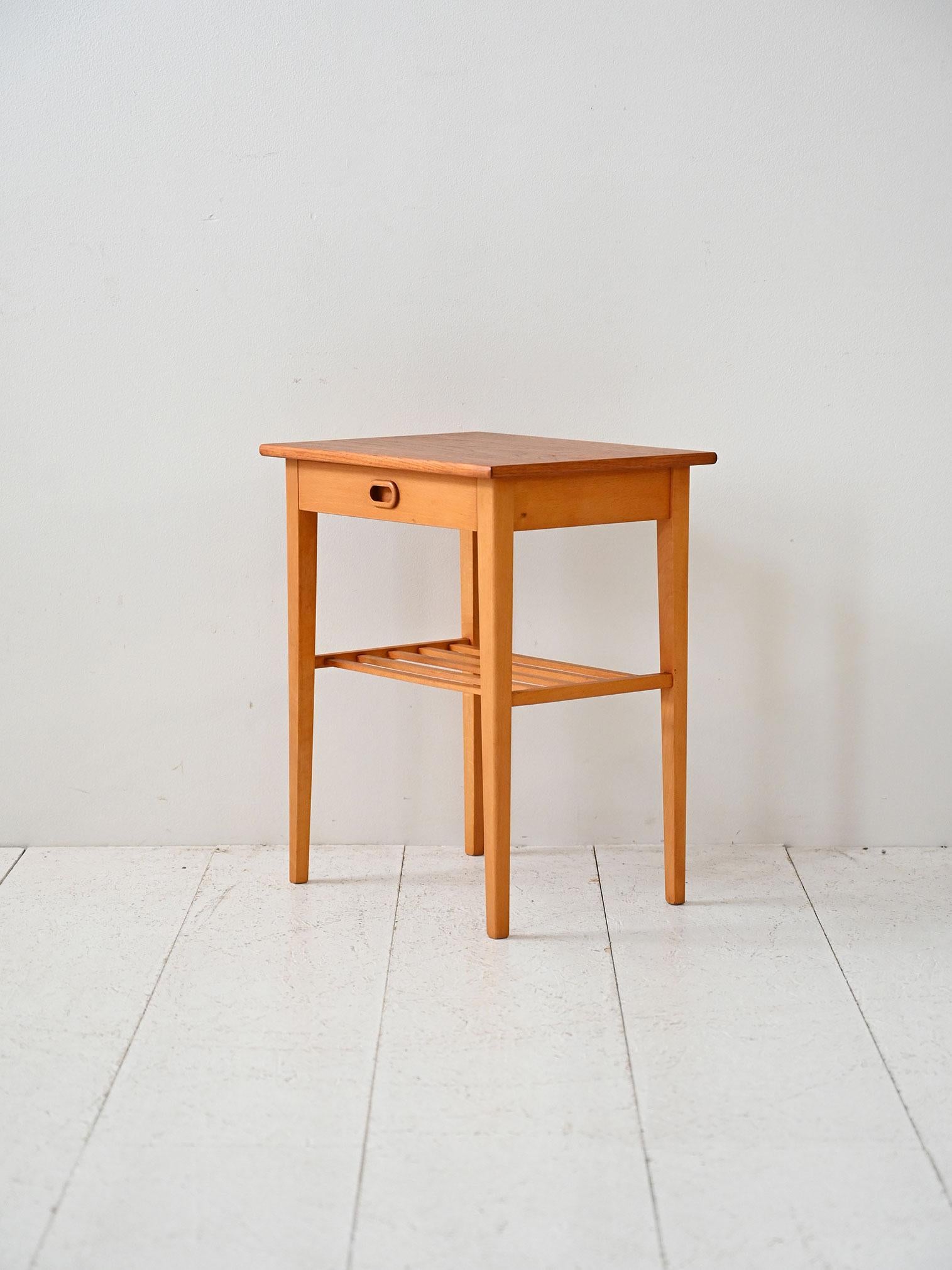 Scandinavian Comodino scandinavo vintage in rovere chiaro en vente