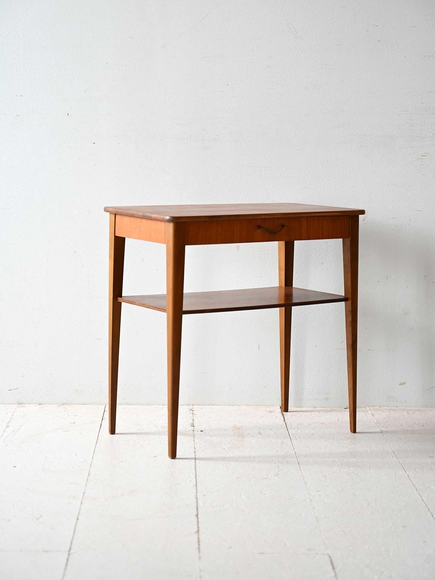 Scandinavo moderno Comodino scandinavo vintage in teak Björkås Möbelfabrik in vendita