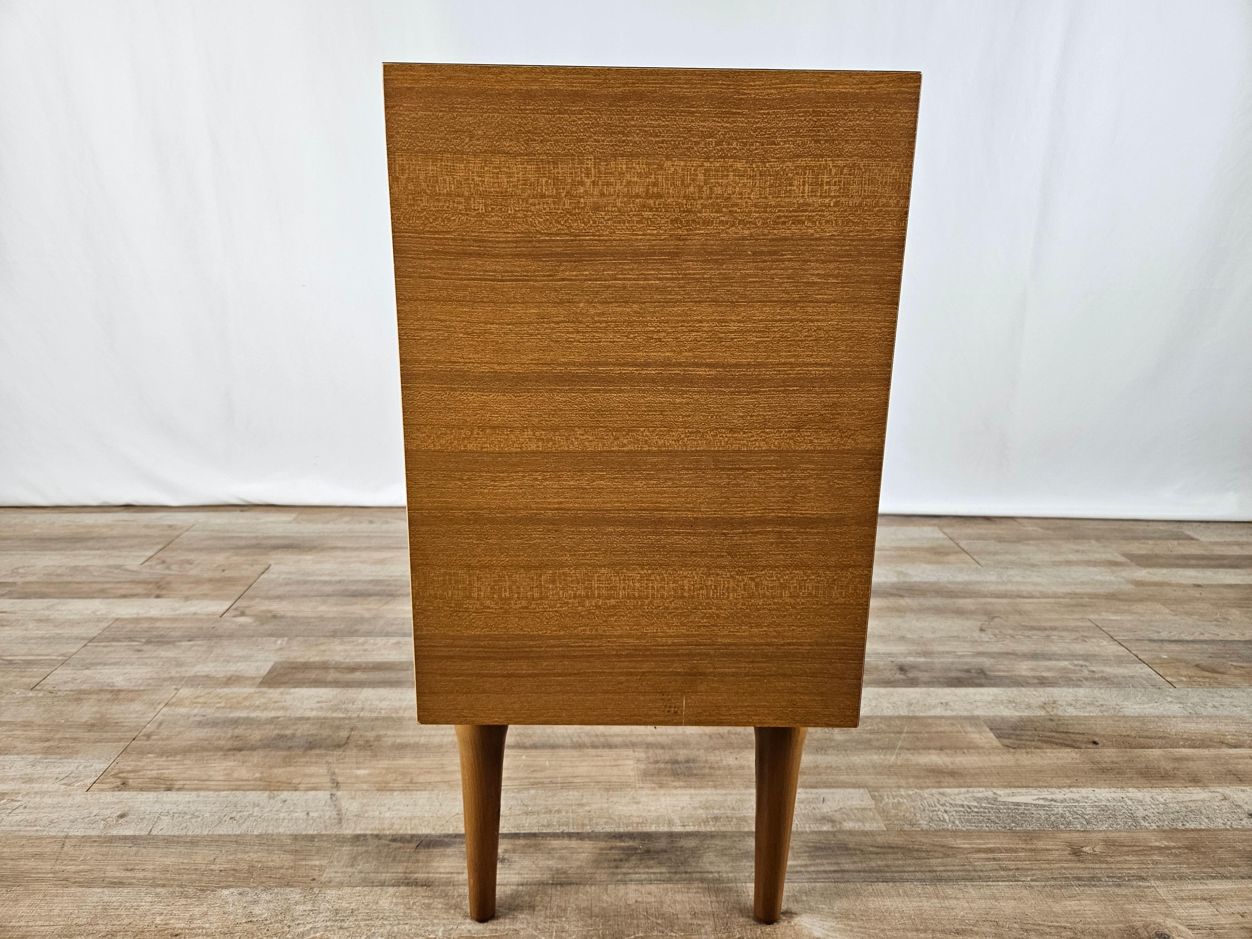 Modern 1980s single nightstand with drawer and open compartment For Sale