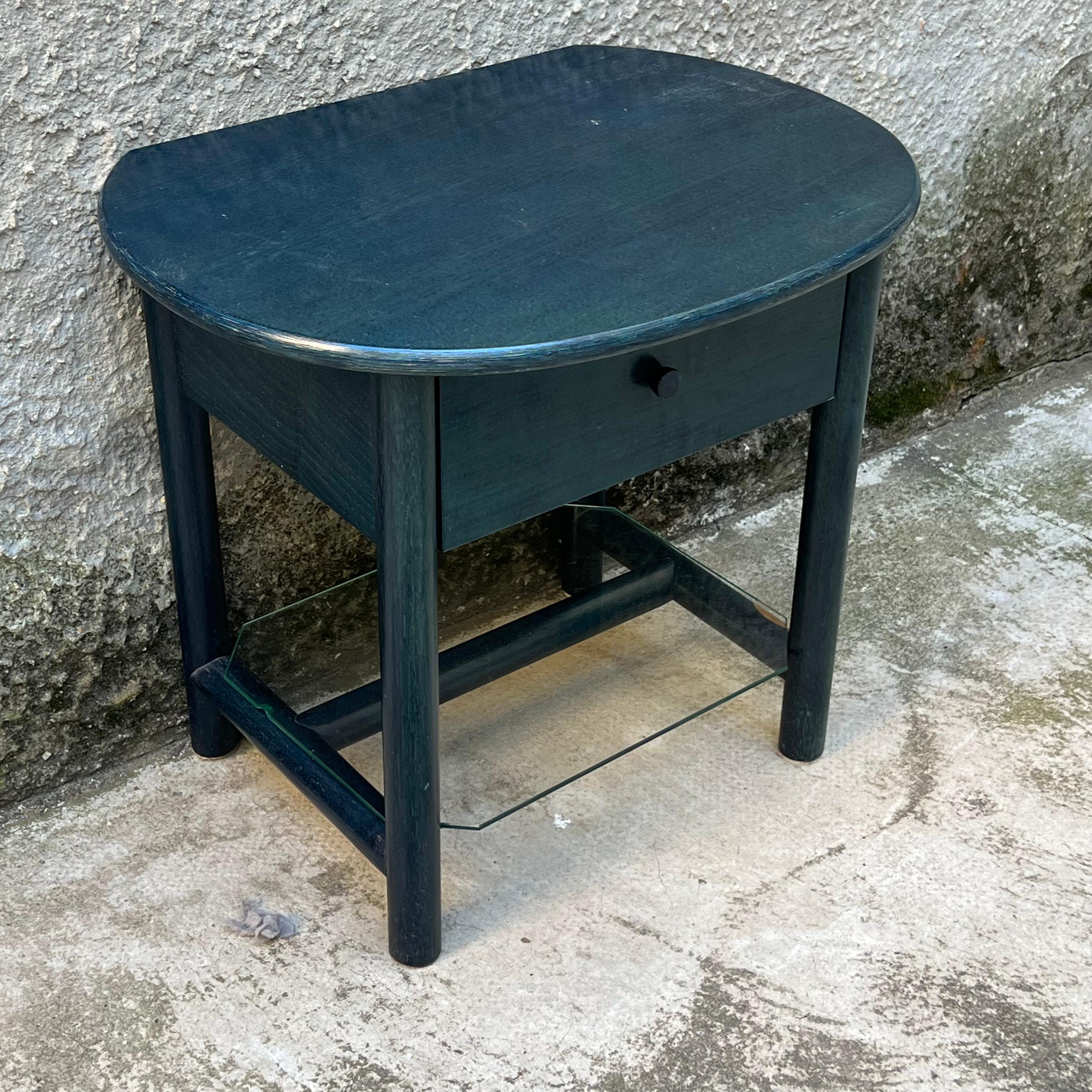 Italian Single Nightstand in Wood and Glass Top by Roberti Rattan - Italy - 1980s For Sale