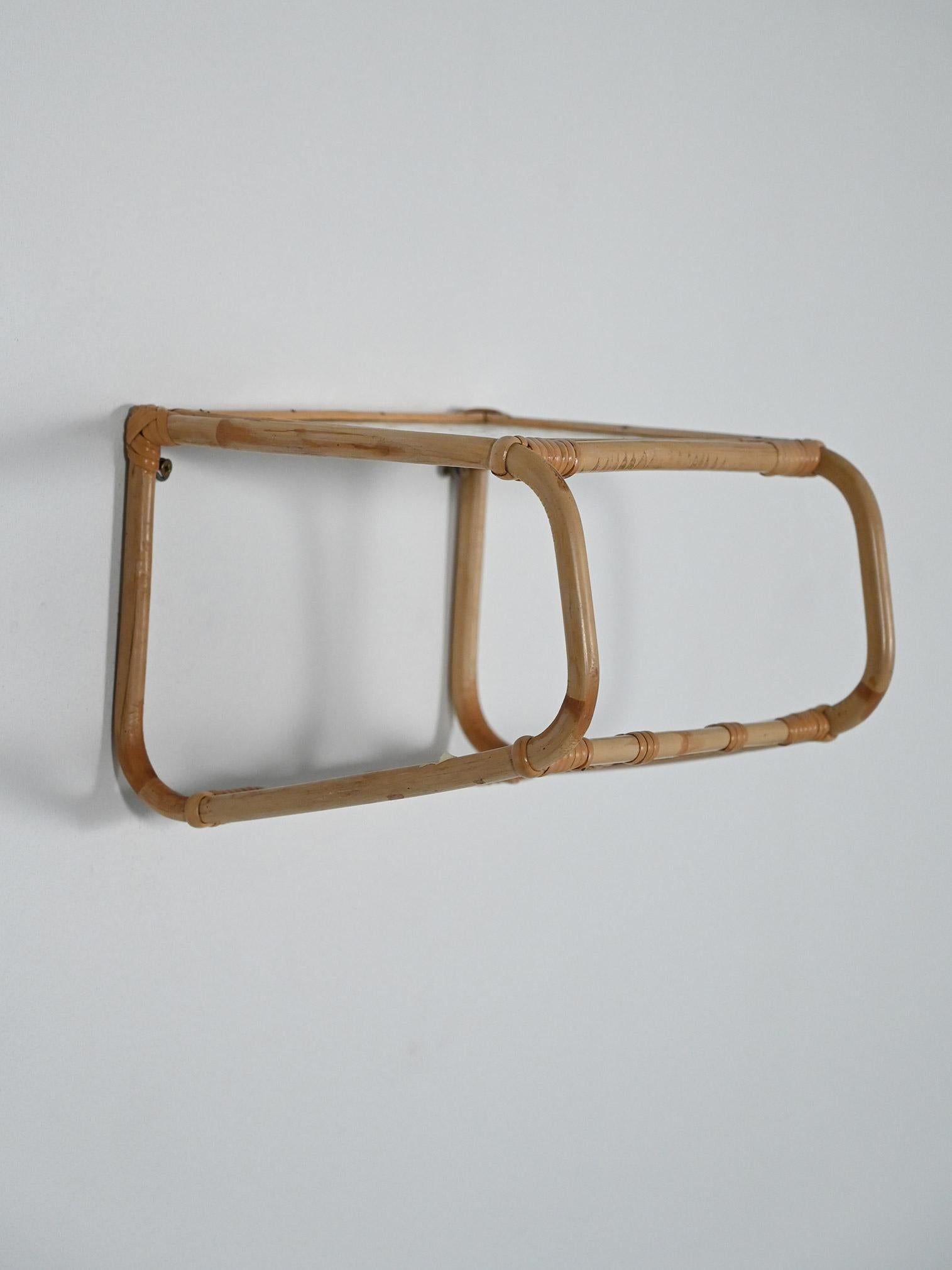 Comodino sospeso in bambù anni ’60 Bon état - En vente à Brescia, IT