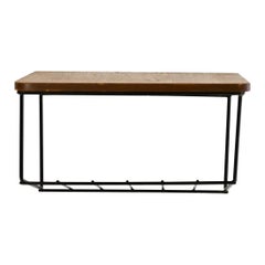 Comodino sospeso svedese in metallo e teak