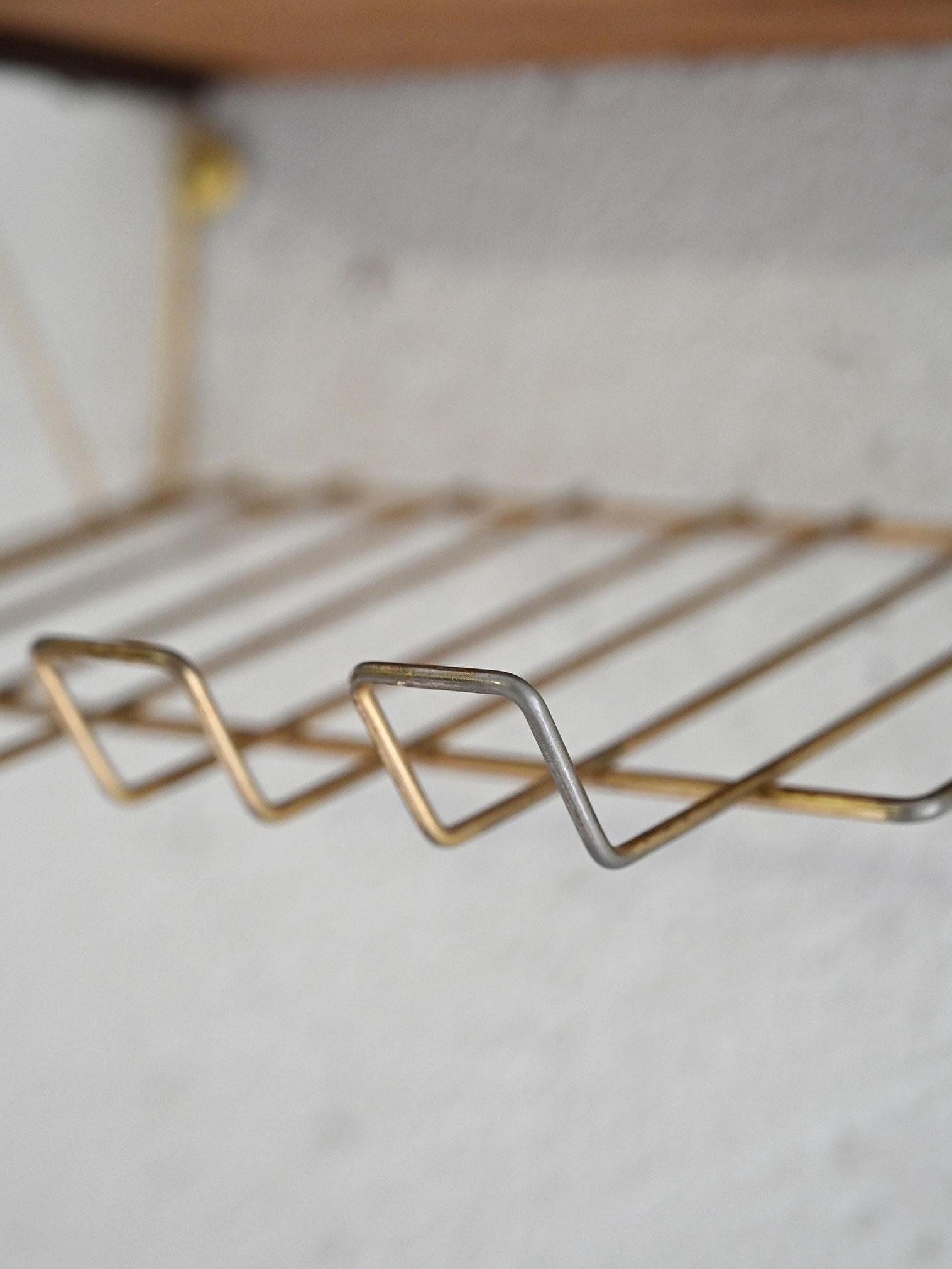 Scandinavian Table de chevet murale vintage en vente
