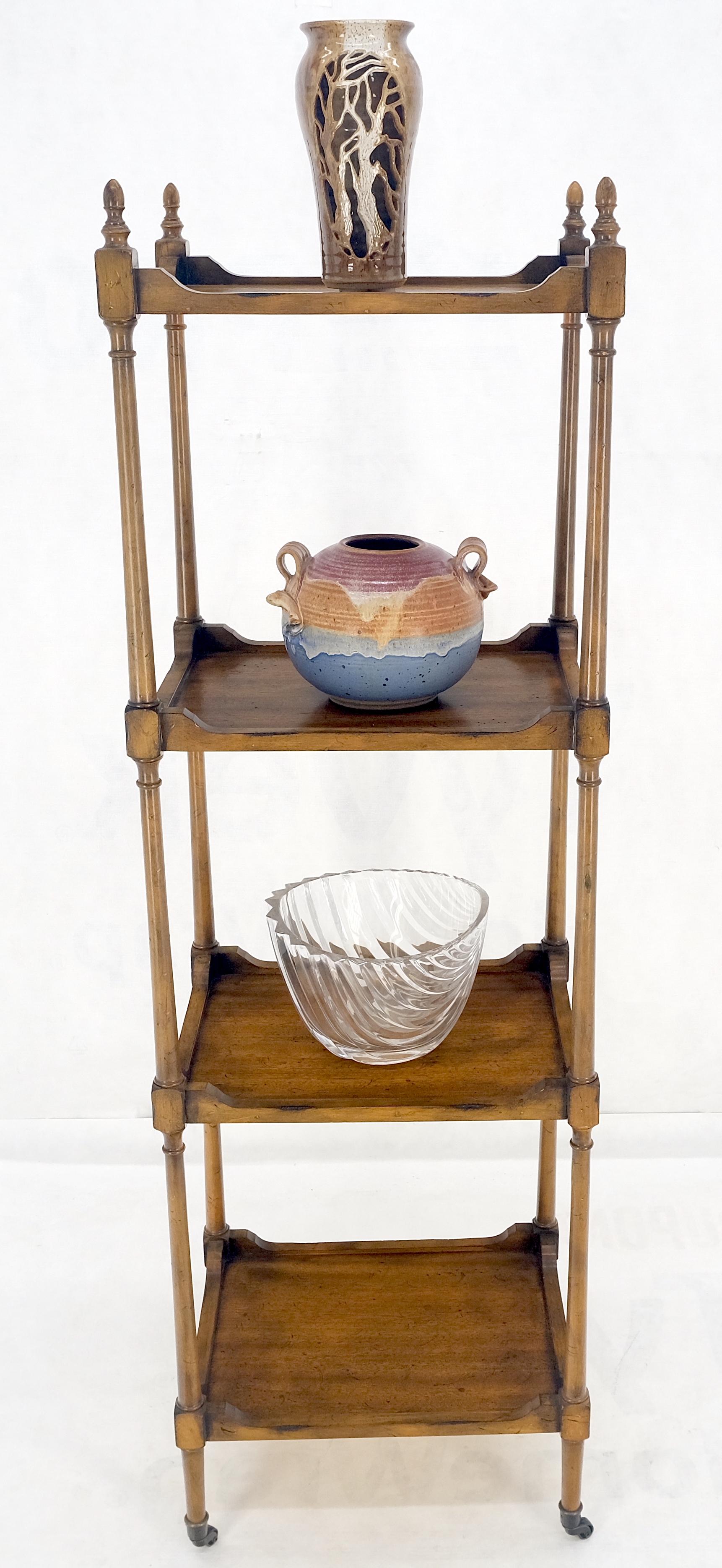 Federal Compact 14x18 Turned Poster Style 4 tier Etagere Shelving Unit w/ Finials MINT! For Sale
