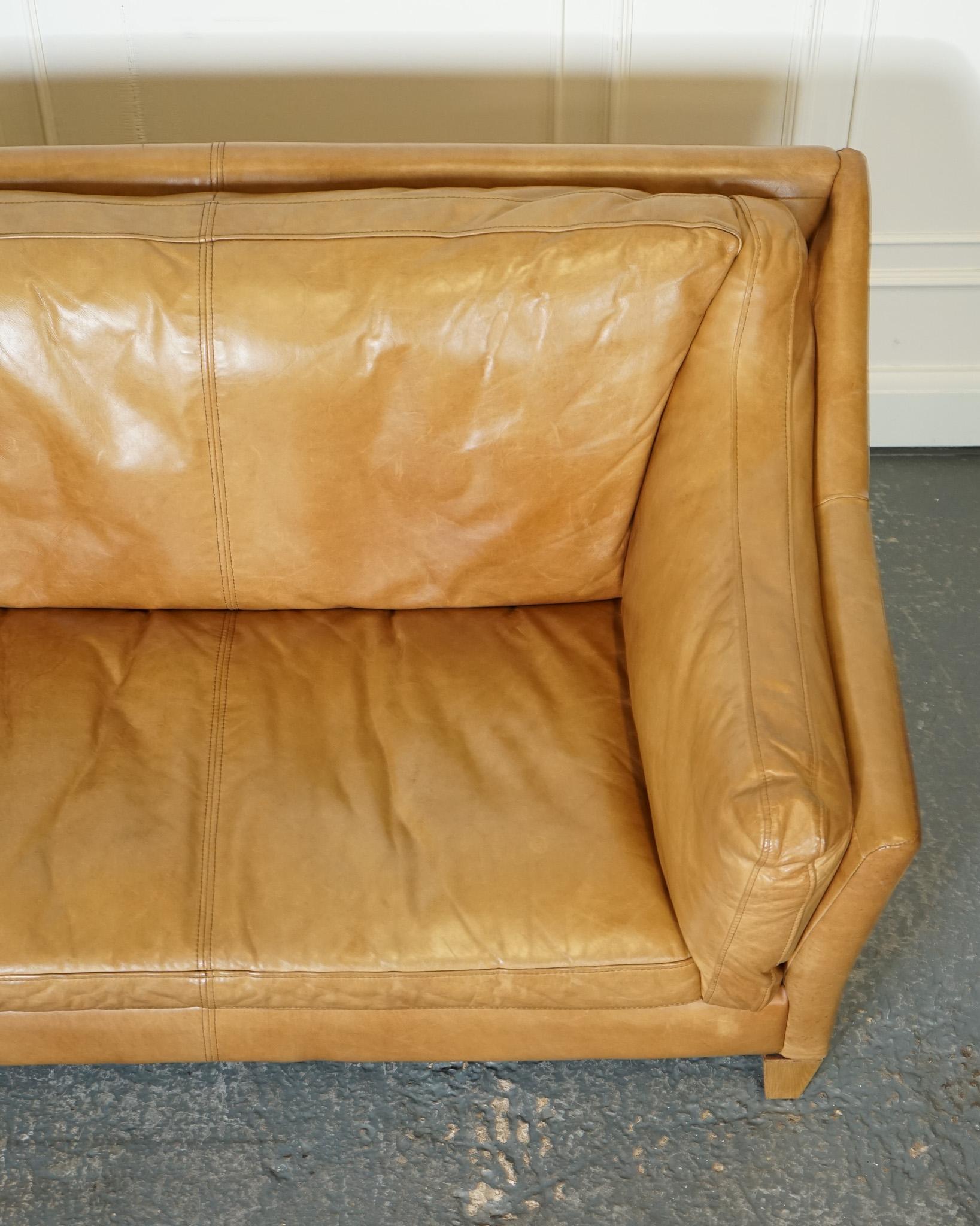 COMPACT AND VERY COMFORTABLE HALO REGGiO TAN LEATHER TWO SEATER SOFA 2