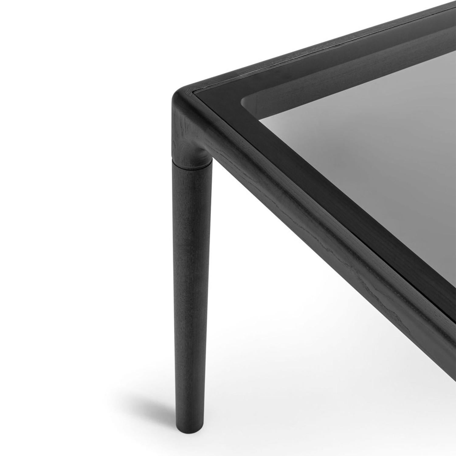 XXIe siècle et contemporain Table de salle à manger compacte noire en vente