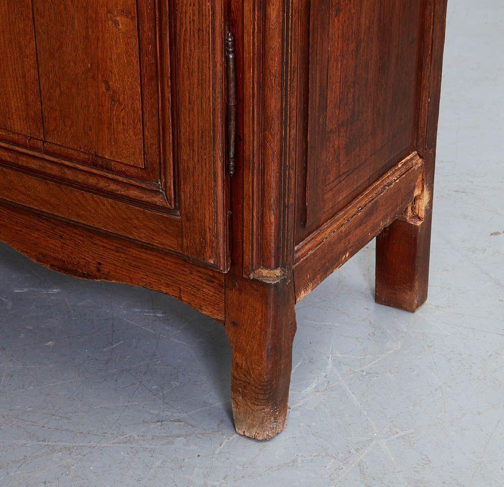Compatto Inizio del XIX secolo. Armadio Oak in vendita 5