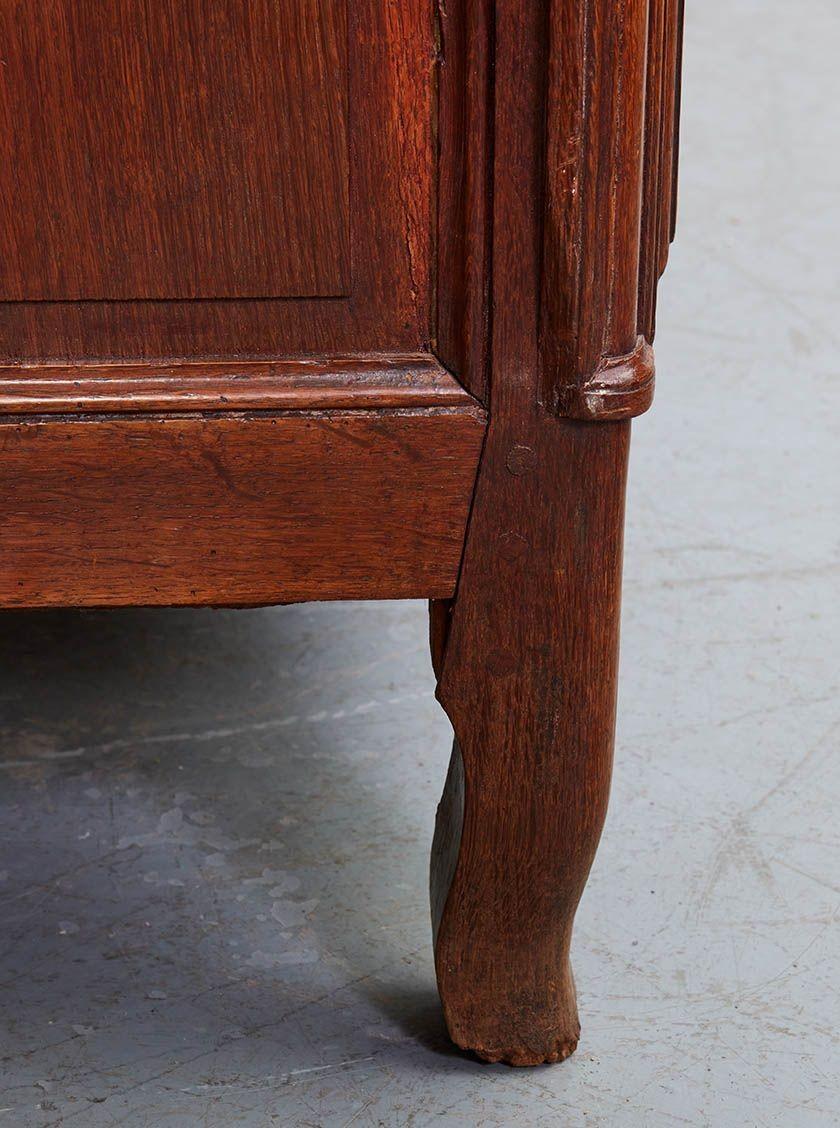 Compatto Inizio del XIX secolo. Armadio Oak in vendita 10