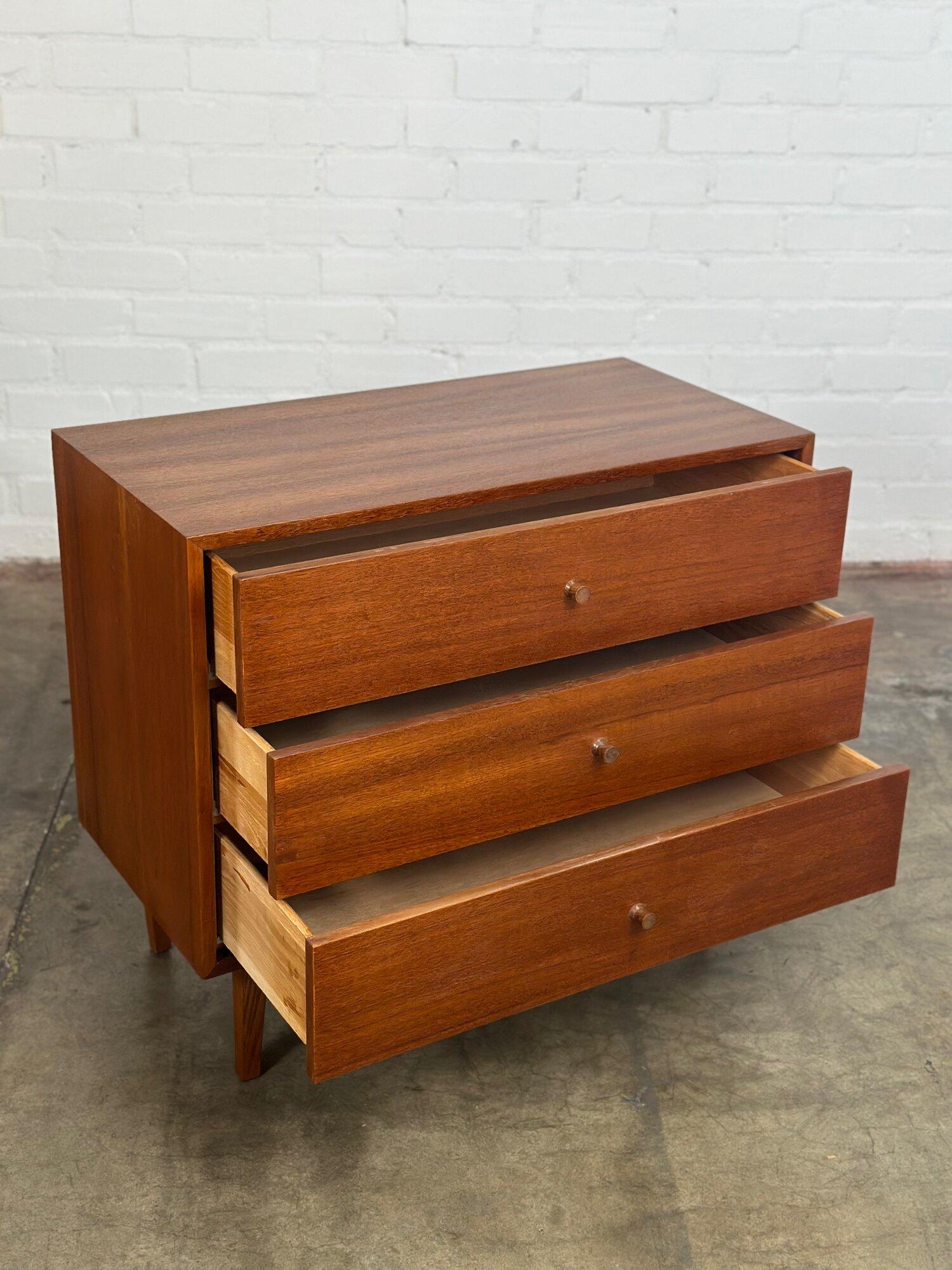 Mid-Century Modern Compact Midcentury Chest of Drawers