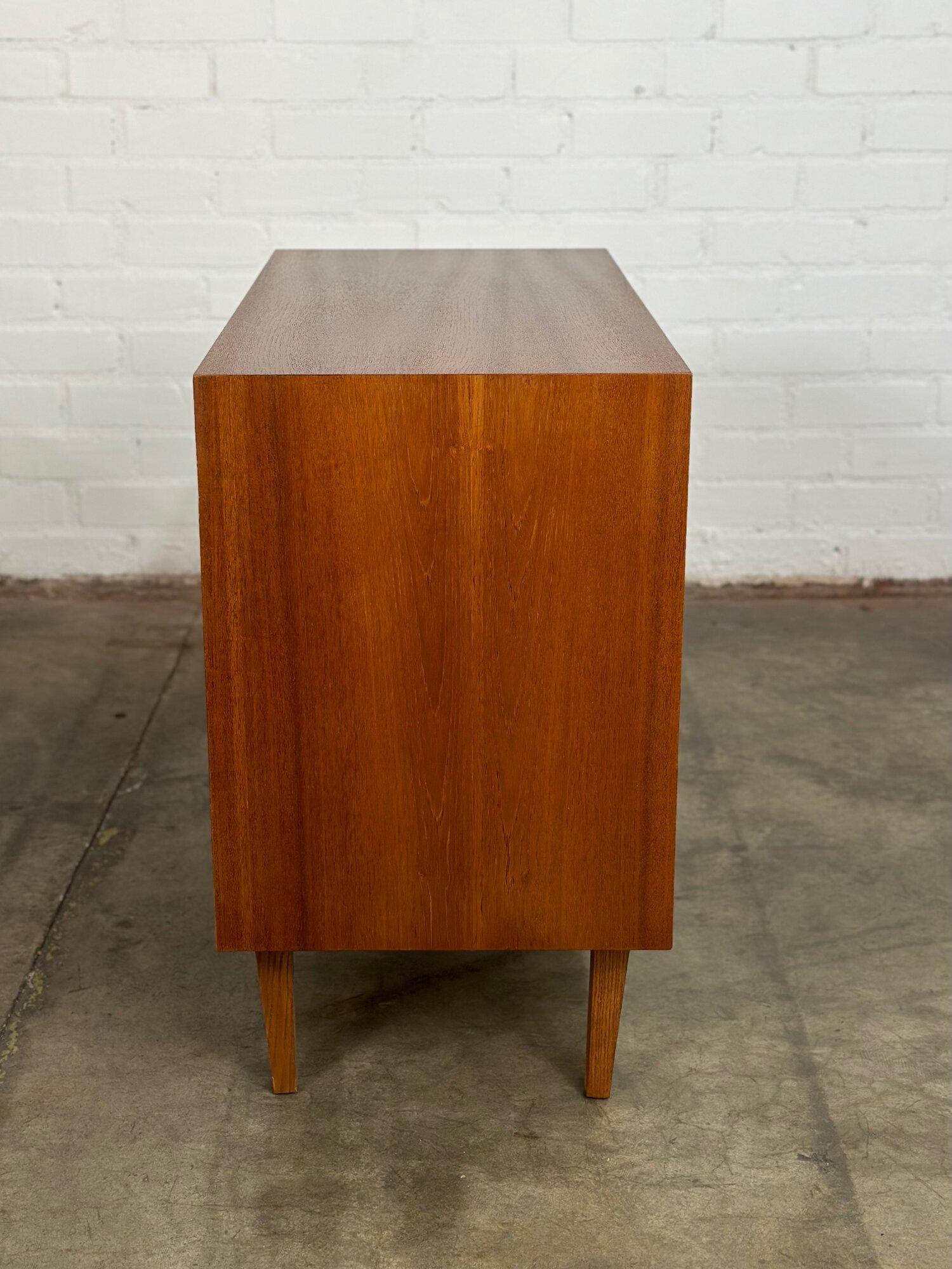 American Compact Midcentury Chest of Drawers