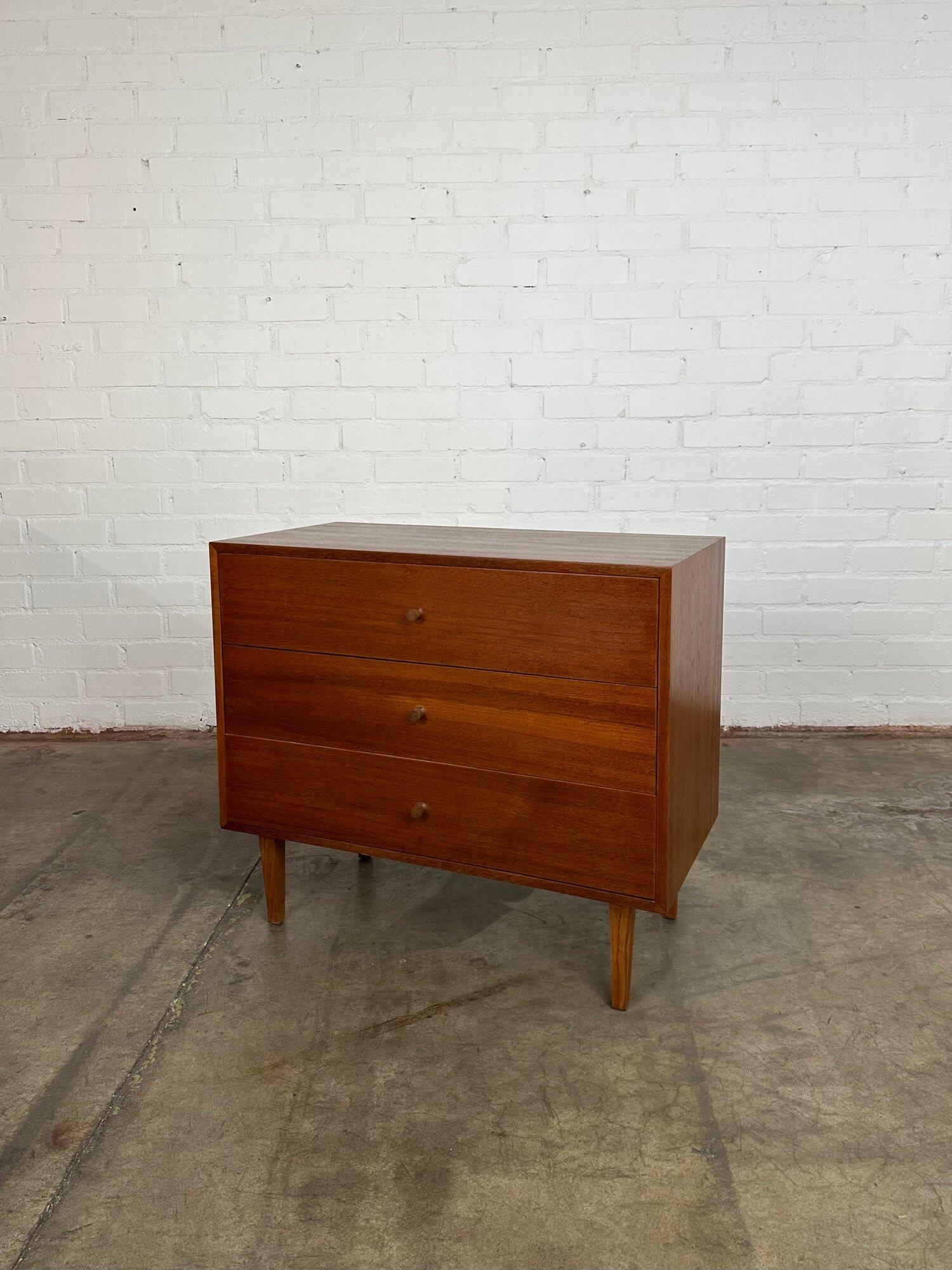 Compact Midcentury Chest of Drawers 1