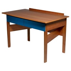 Compact Plywood Desk in the Style of Gerrit Rietveld, Italy, 1970s