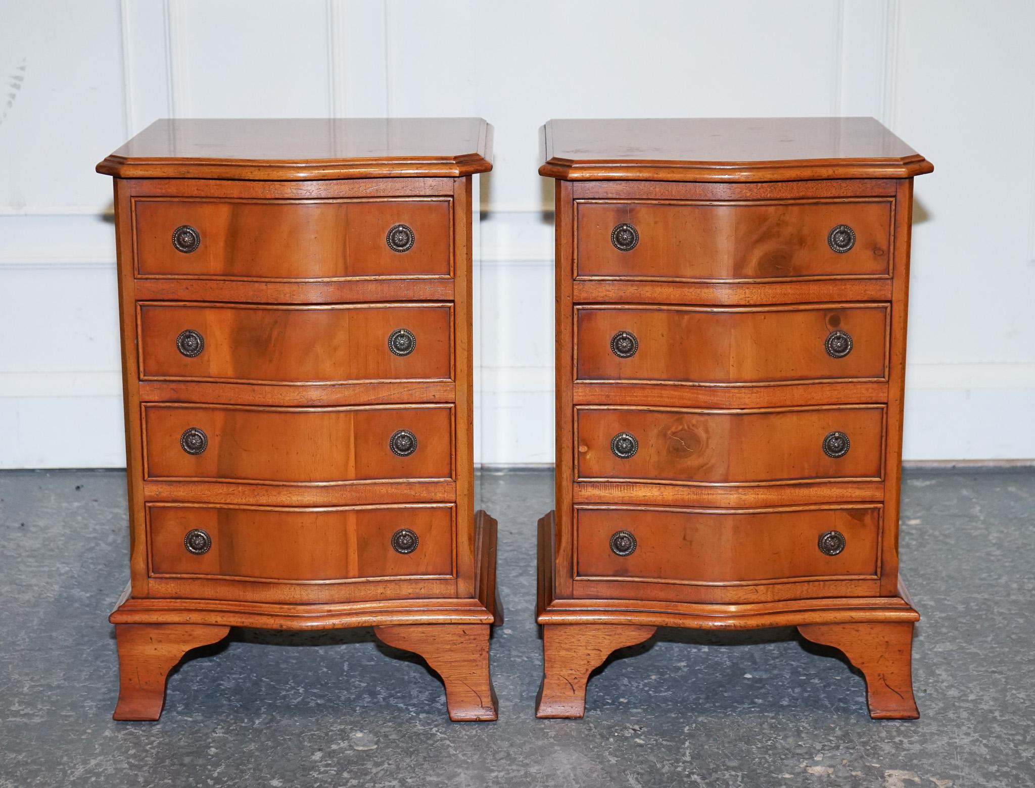 
Antiques of London



Elevate your bedroom décor with this stunning pair of vintage serpentine front bedside chests. These elegant four drawer nightstands feature classic curved fronts, serpentine design and traditional bracket feet, offering