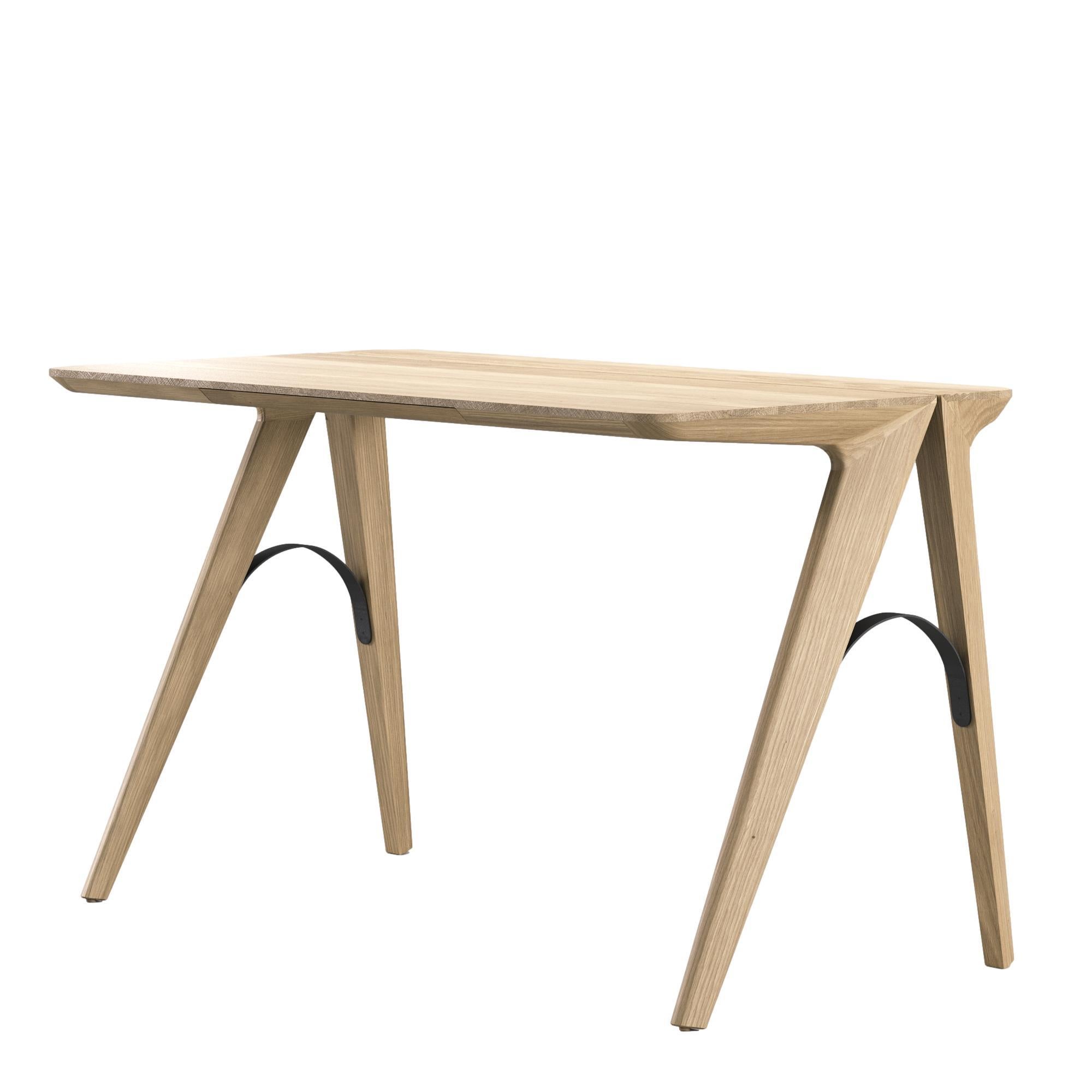 Moderno Scrivania compatta e sottile realizzata a mano in Oak Oak naturale e con struttura ad arco in metallo in vendita