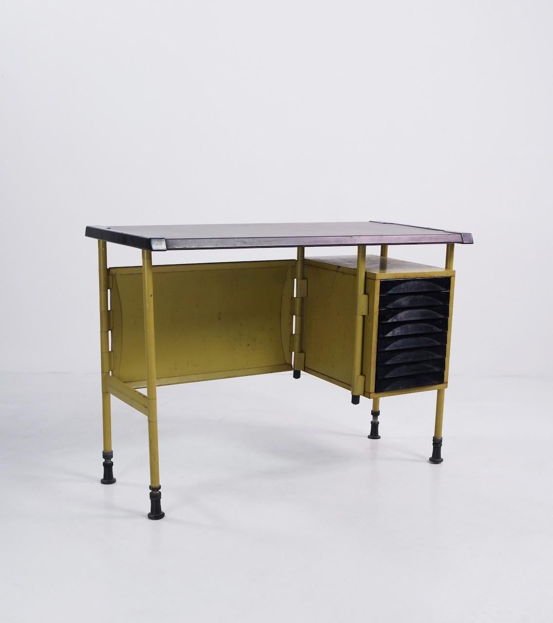 Small industrial desk / side desk, designed by BBPR architects and produced by Olivetti Synthesis in the 1960's.
  