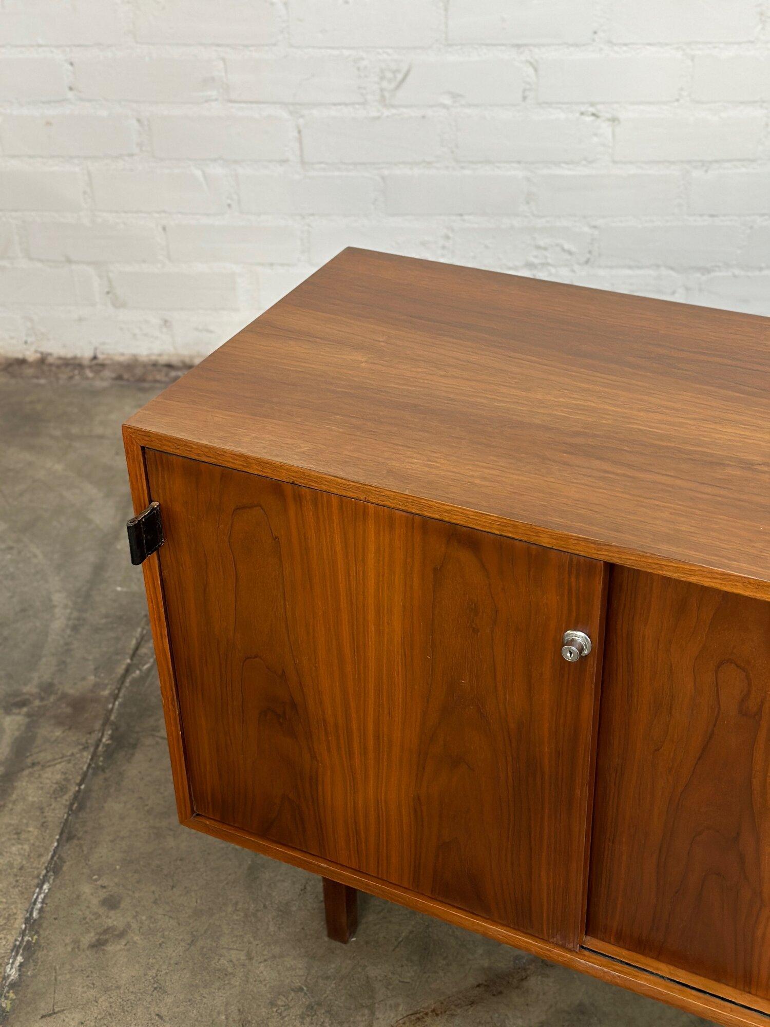 Mid-20th Century Compact walnut credenza by knoll For Sale