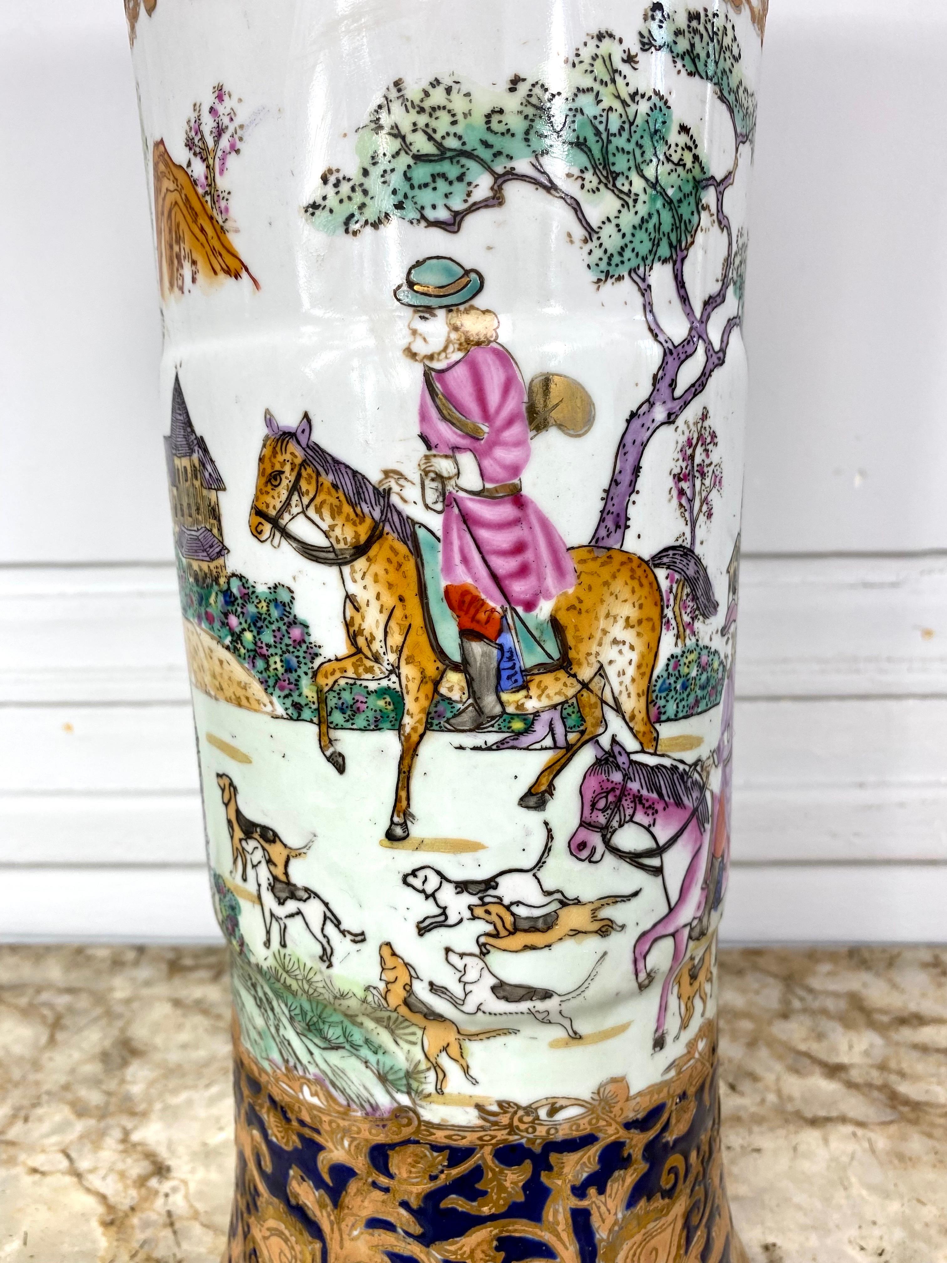 Chinese Compagnie Des Indes Porcelain Cornet Vase with Hunting Scene 19th Century, China