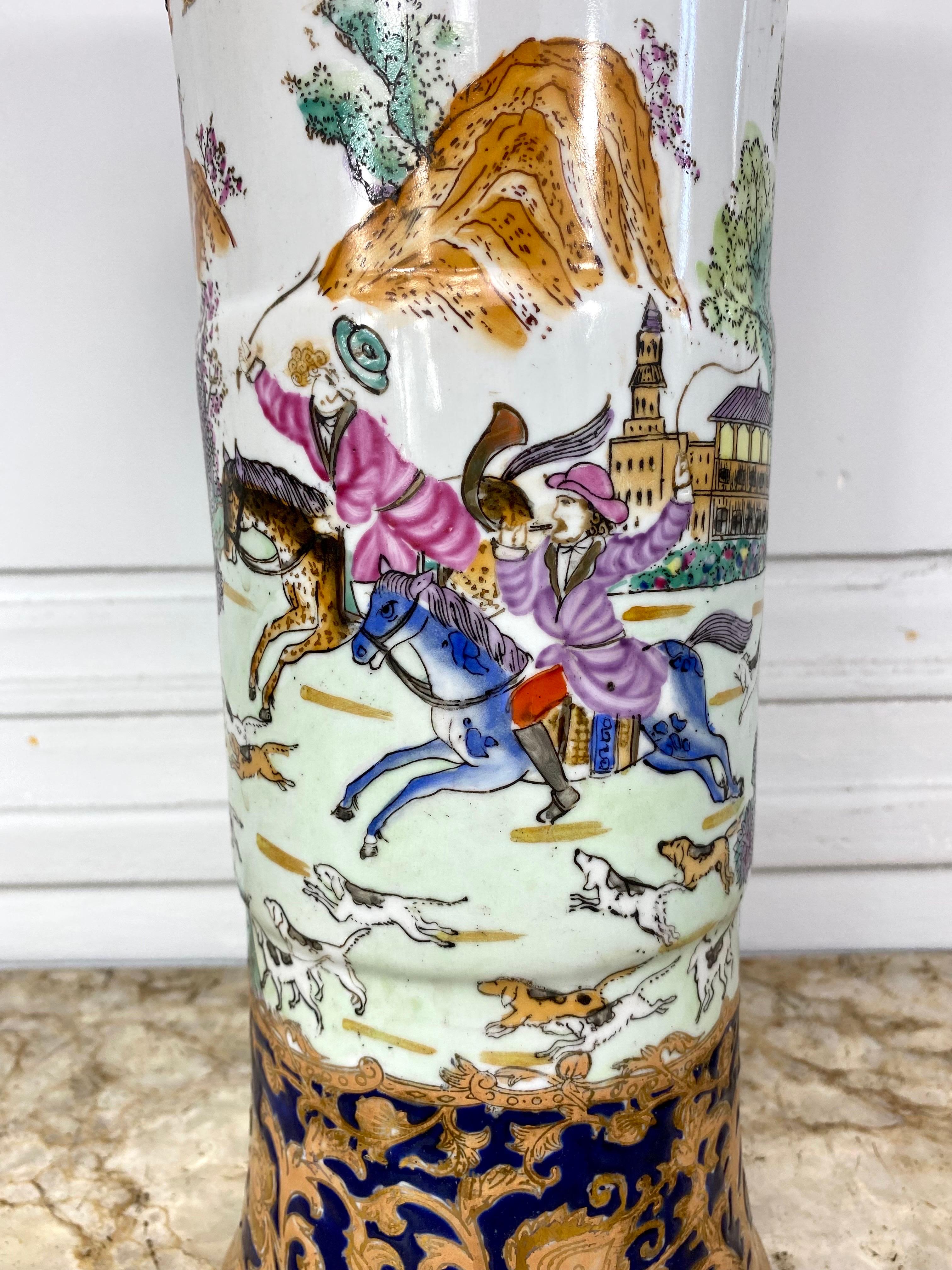 Compagnie Des Indes Porcelain Cornet Vase with Hunting Scene 19th Century, China 2